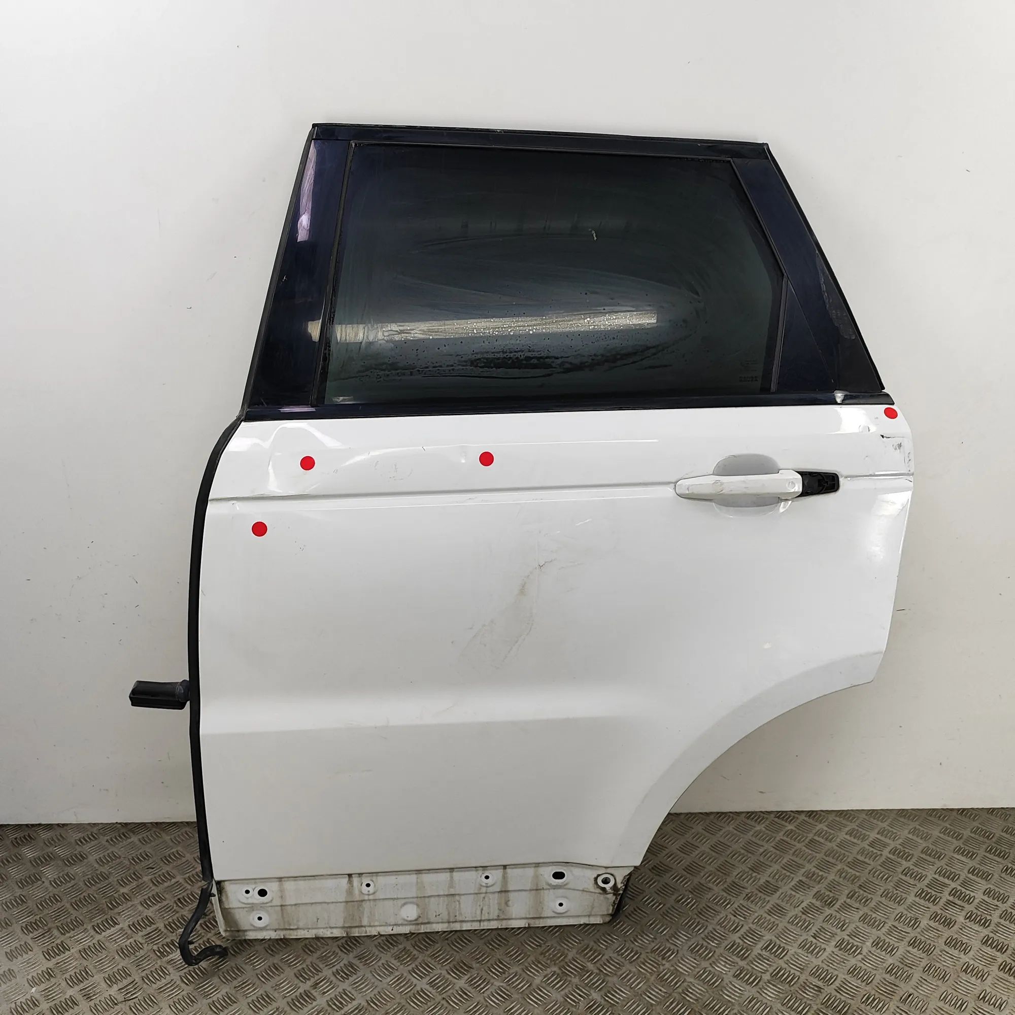 Land Rover Range Rover Sport (L494) Door — rear left Door — rear left — LAND ROVER RANGE ROVER SPORT...