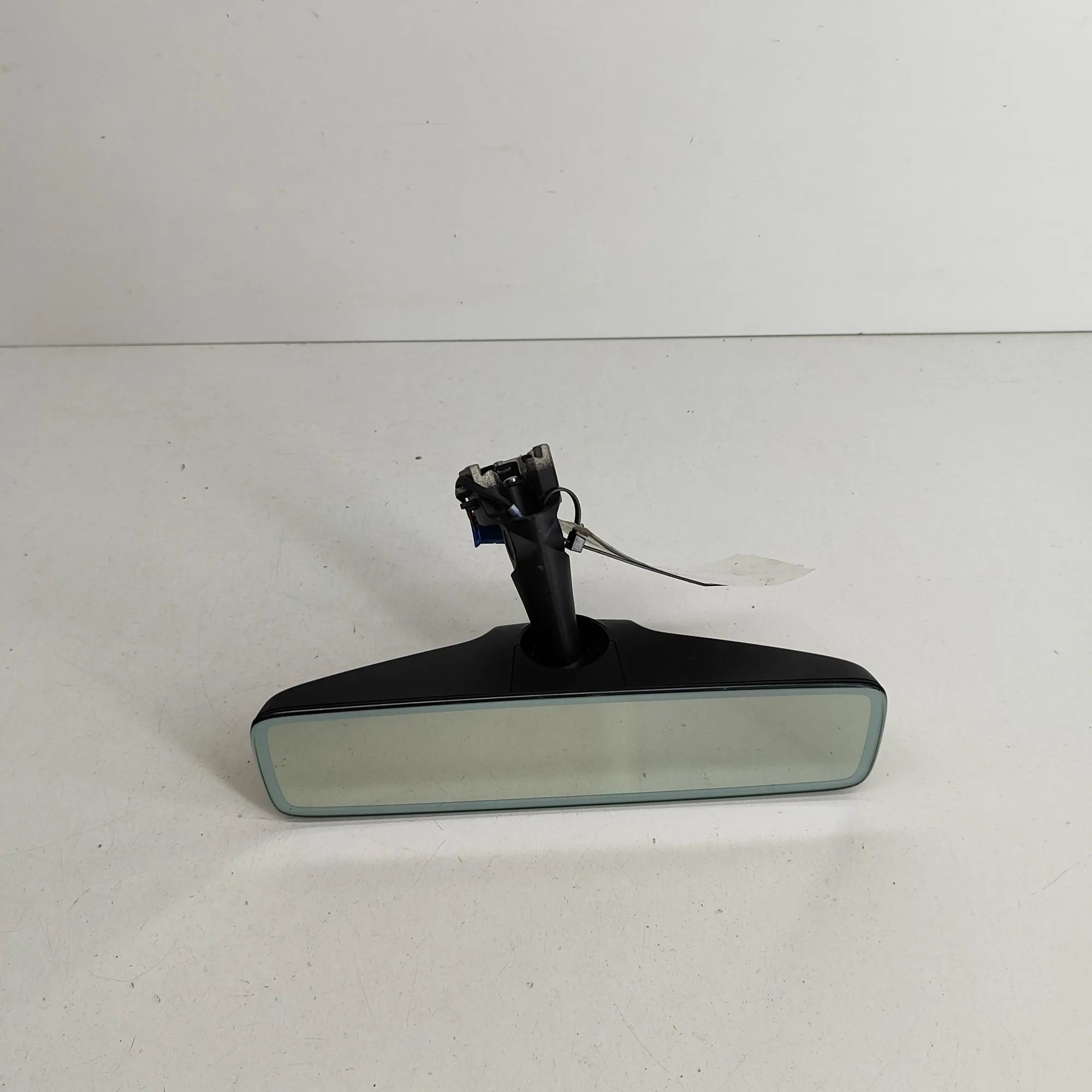 Mercedes-Benz EQS (V297 / X296) Interior Rear View Mirror Interior Rear View Mirror — MERCEDES BENZ EQS (...