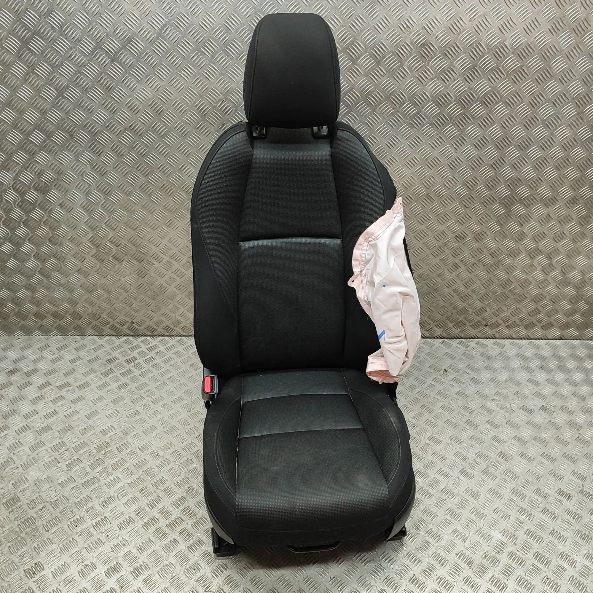 Mazda 3 (BP) Front Left Seat Front left seat — MAZDA CX-3 (0 DM) (2019-PRESE...