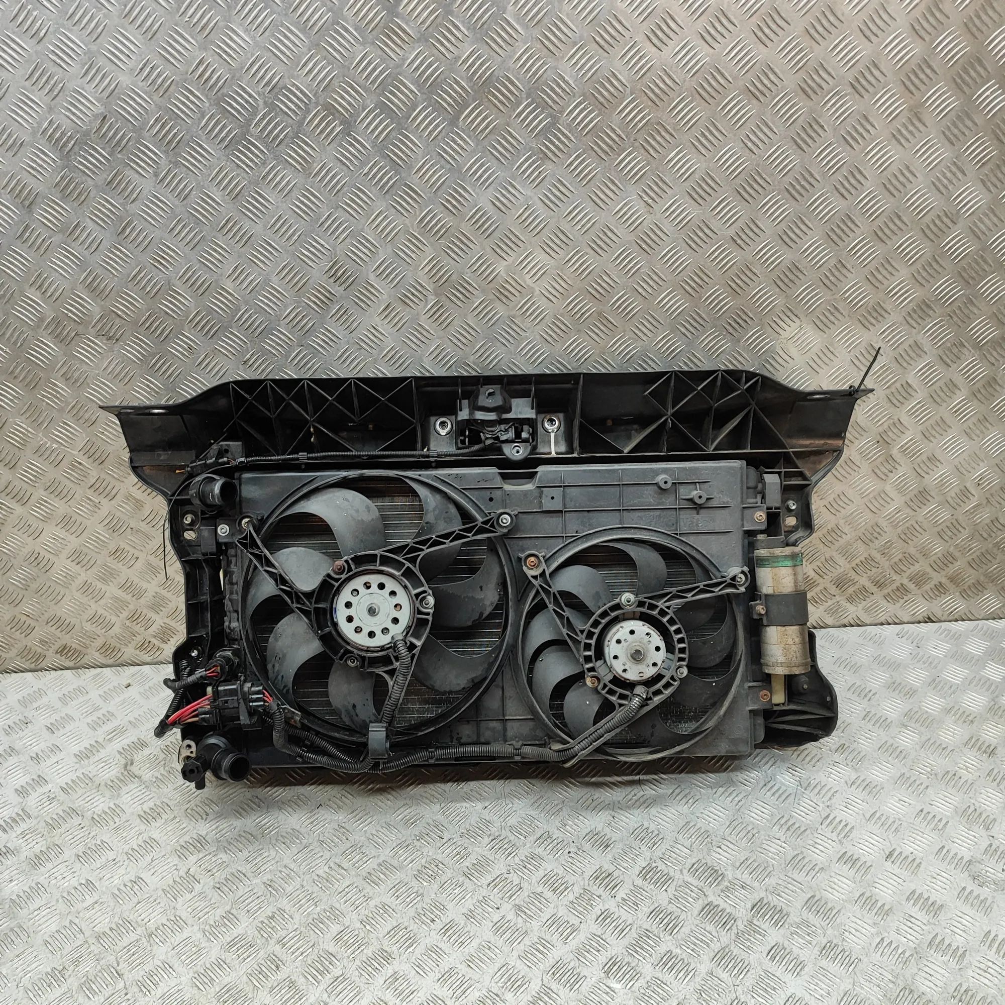 Volkswagen New Beetle Cooling Radiator Pack Cooling Radiator Pack — VW BEETLE (Cabrio 1Y7) ...