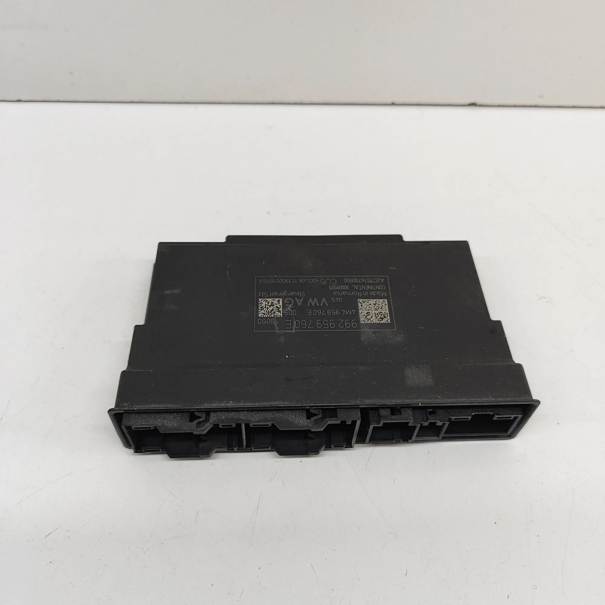 Porsche Cayenne Front Right Seat Control Unit Front Right Seat Control Unit — PORSCHE CAYENNE...