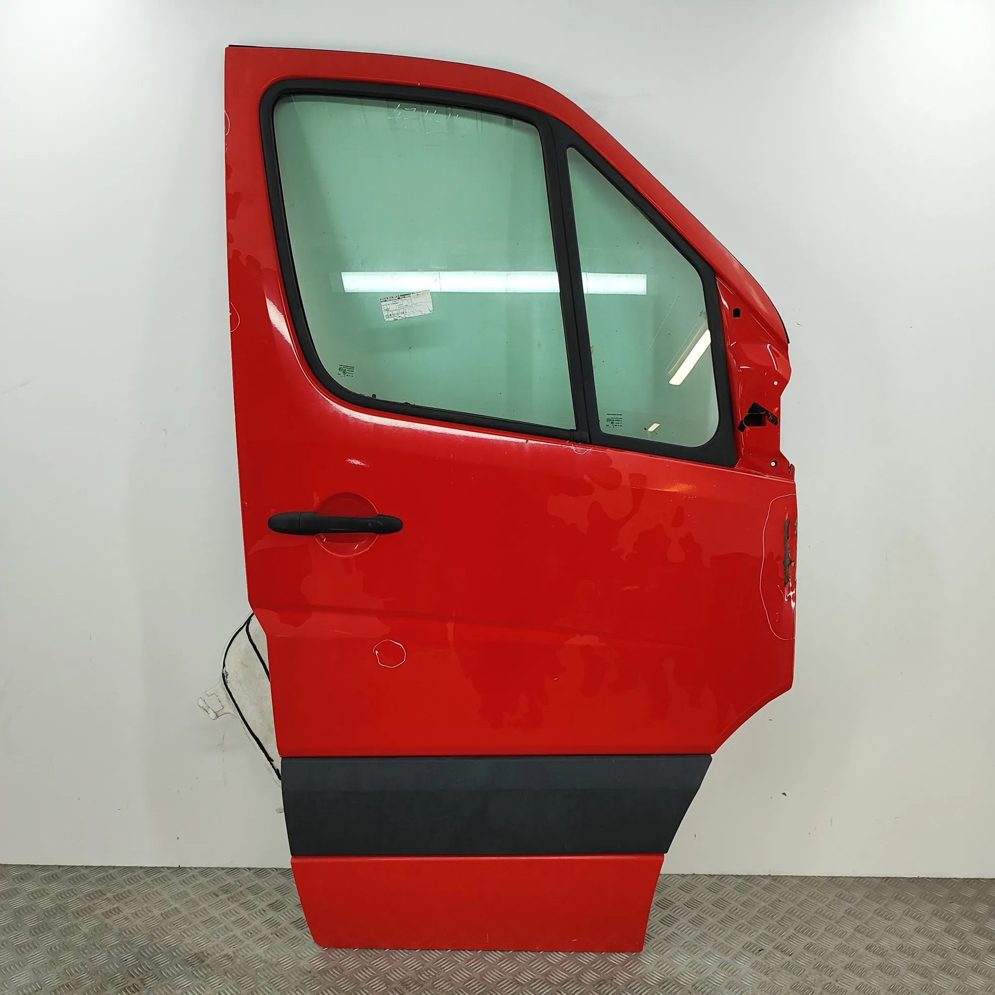 Volkswagen Crafter Door — front right Door — front right — VW CRAFTER (30-50 Van 2E_)...