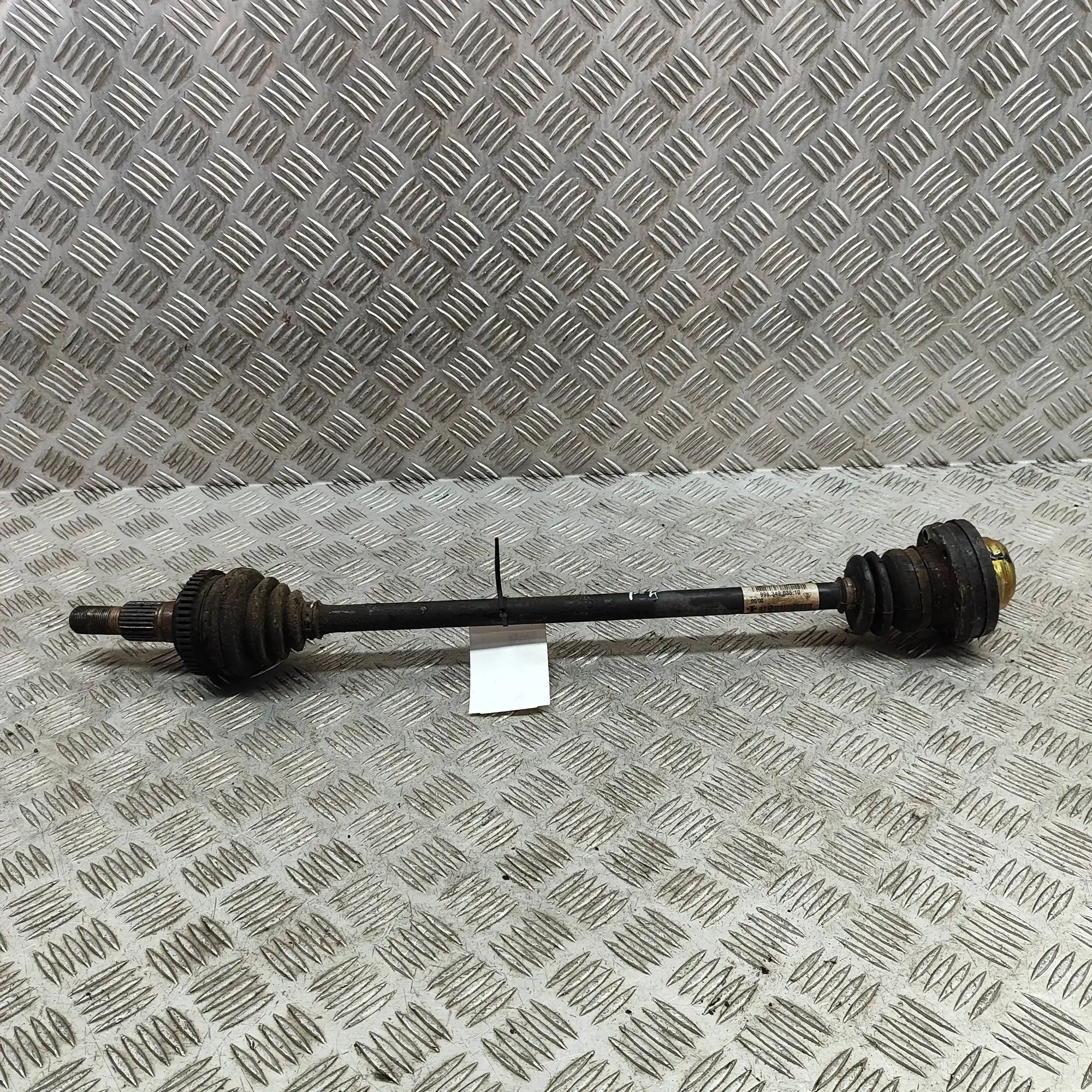 Porsche 911 (996) Front Left Driveshaft Front Left Driveshaft — PORSCHE 911 (996) (1997...