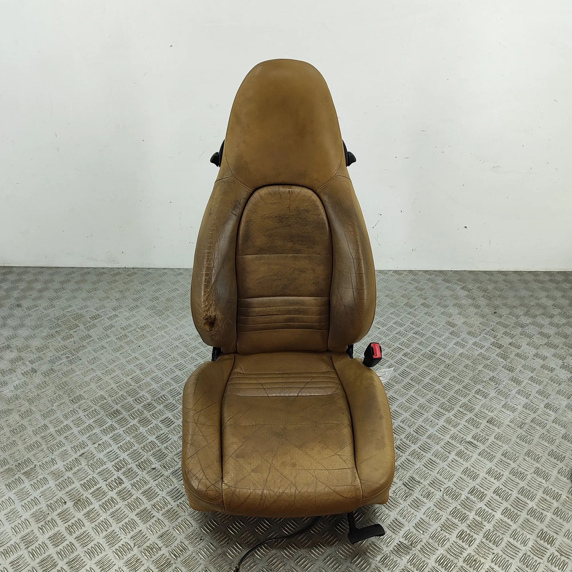 Porsche Boxster (986) Front Right Seat Front right seat — PORSCHE BOXSTER (986) (1996-...