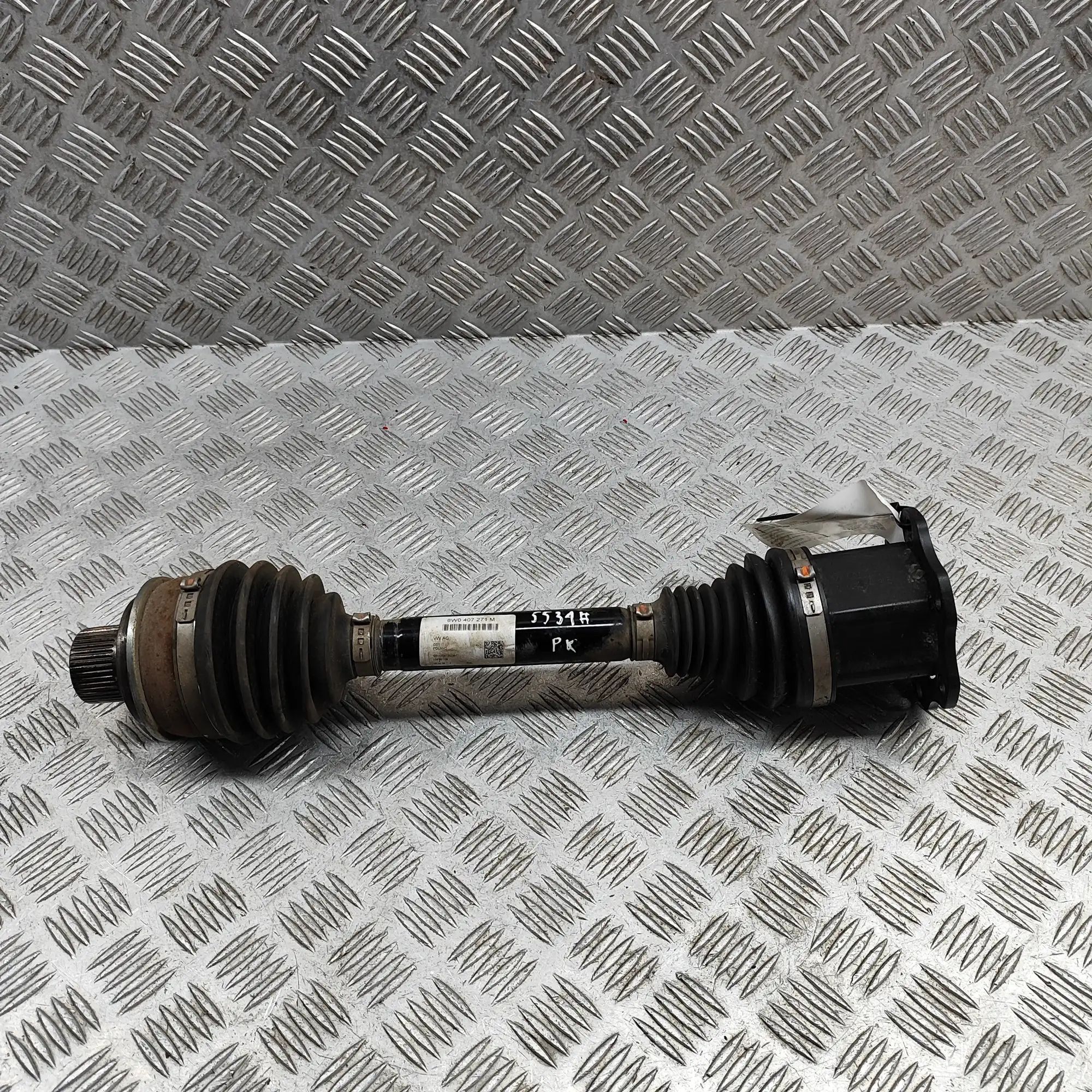 Audi A5 (B10) Front Left Driveshaft Front Left Driveshaft — AUDI A5 (Sportback F5A)...