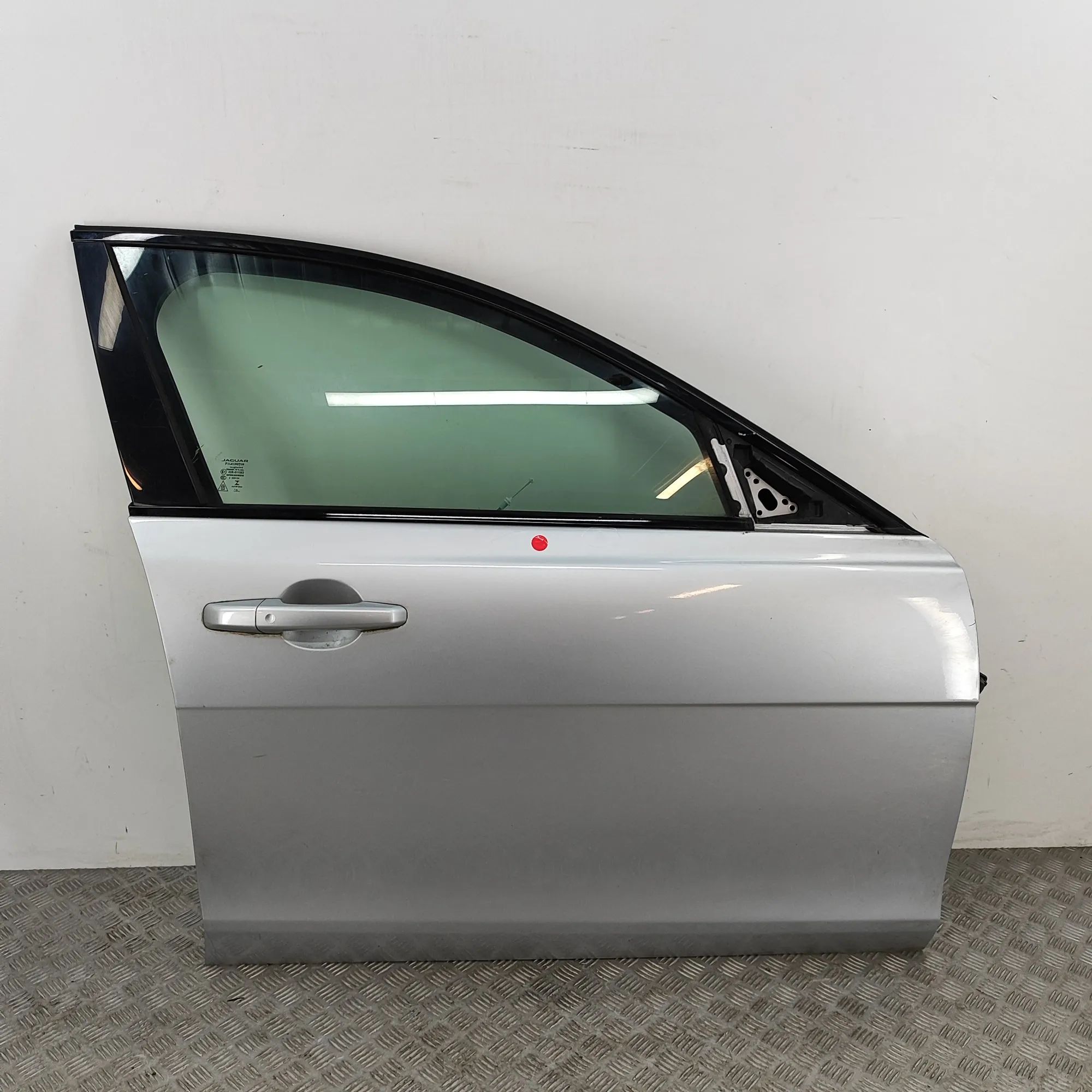 Jaguar XE Door — front right Door — front right — JAGUAR XE (X760) (2015-......