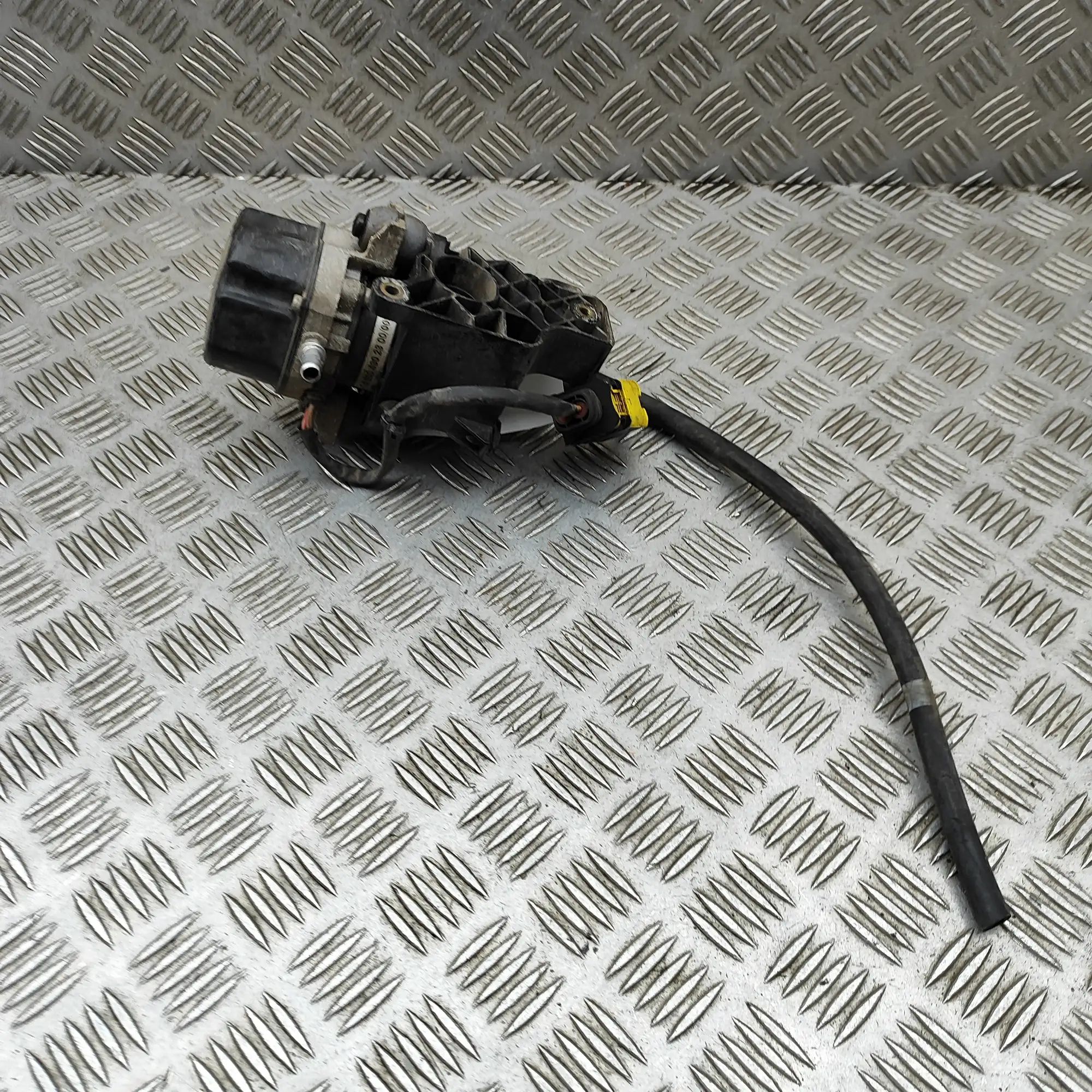 Mercedes-Benz Sprinter (W907 / W910)  Вакуум насос Vacuum Pump — MERCEDES BENZ SPRINTER (3, 5-t Va...