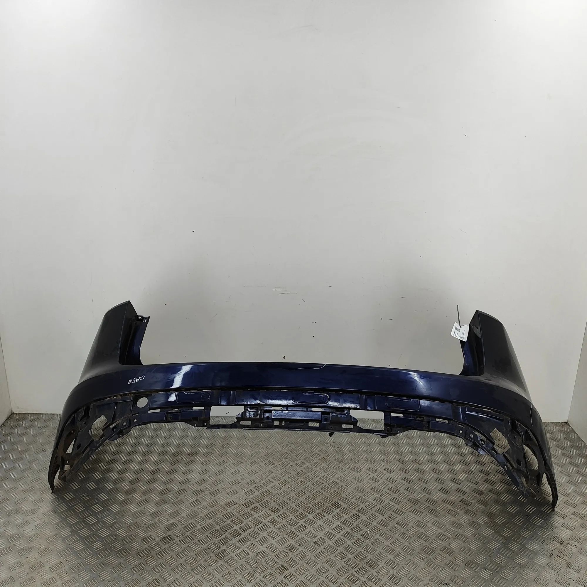 Jaguar F-Pace Bumper rear Bumper rear — JAGUAR F-PACE (X761) (2015-...) —...