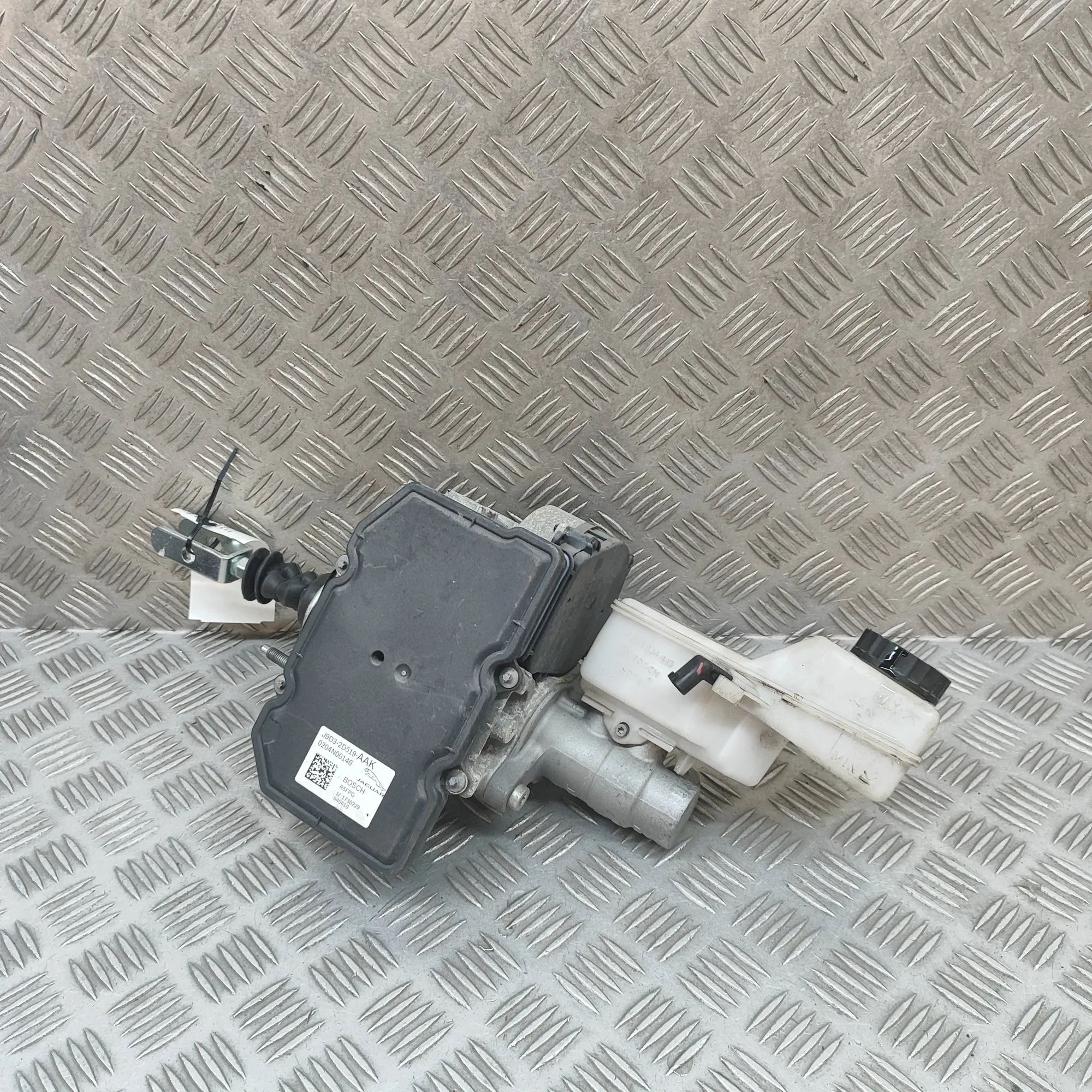 Jaguar I-Pace Brake Servo Booster Brake Servo Booster — JAGUAR I-PACE (X590) (201...