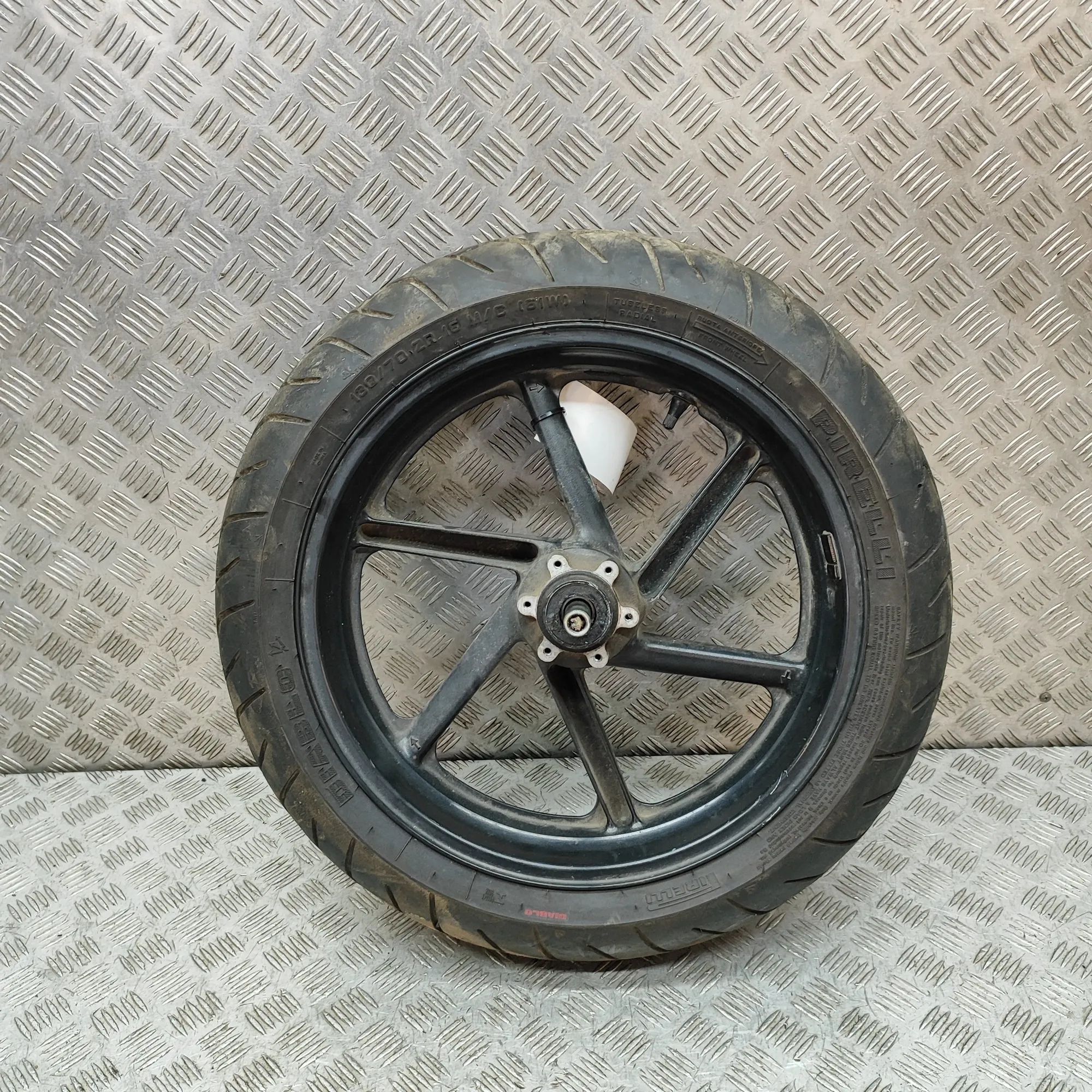 Front wheel alloy rim Brand/Model: HONDA CBR
Year: 1999
Engine: 0.92 ...