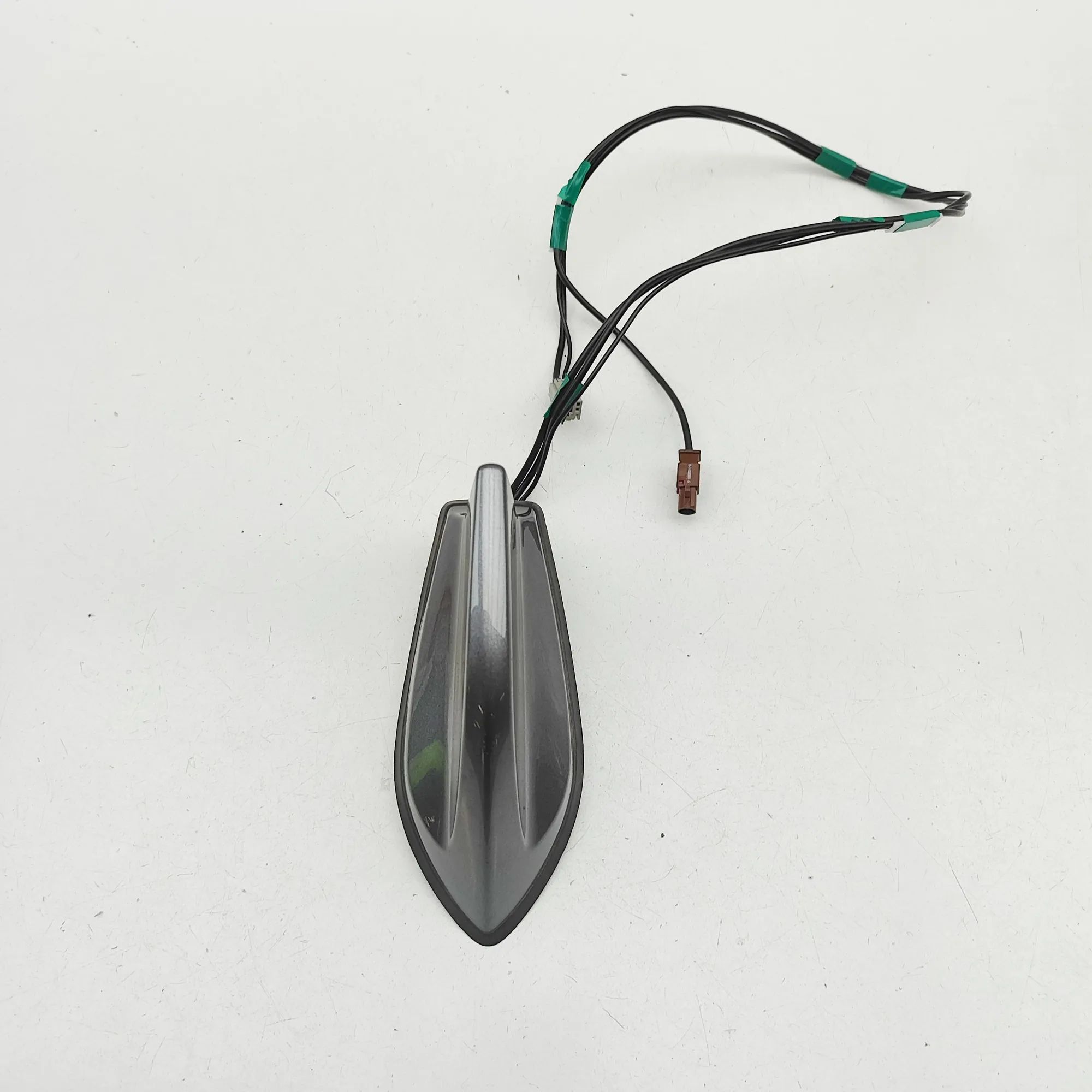Nissan Leaf antenni Antenna — NISSAN LEAF (ZE1) (2017-...) — 28208-...