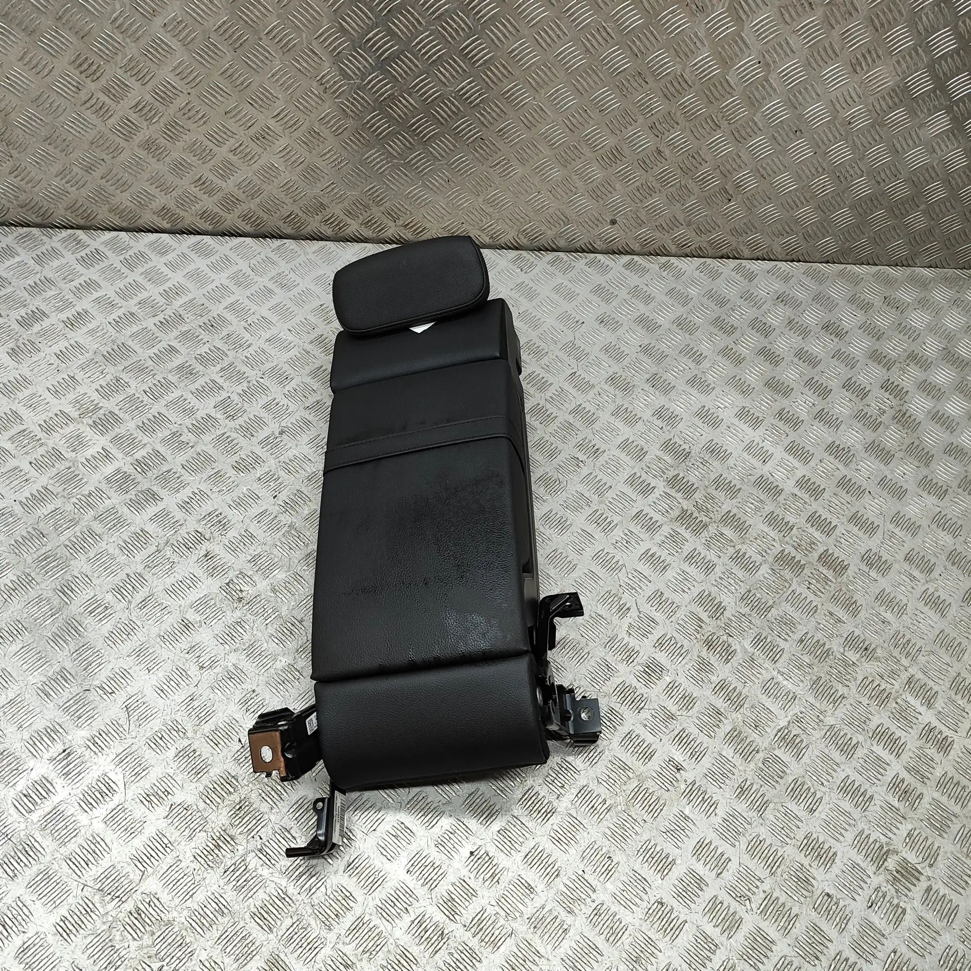 Mercedes-Benz EQS (V297 / X296) Armrest Armrest — MERCEDES BENZ EQS (V297) (2021-...) —...