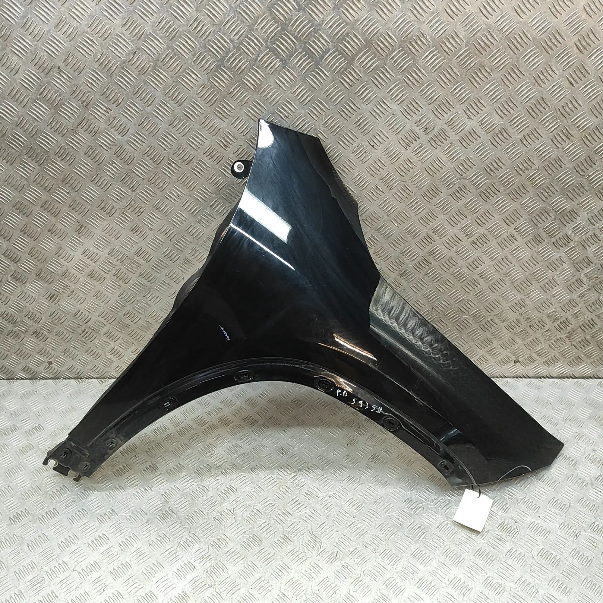 Mercedes-Benz GLA / EQA (H247) Front Right Fender Front Right Fender — MERCEDES BENZ GLA (H247) (...