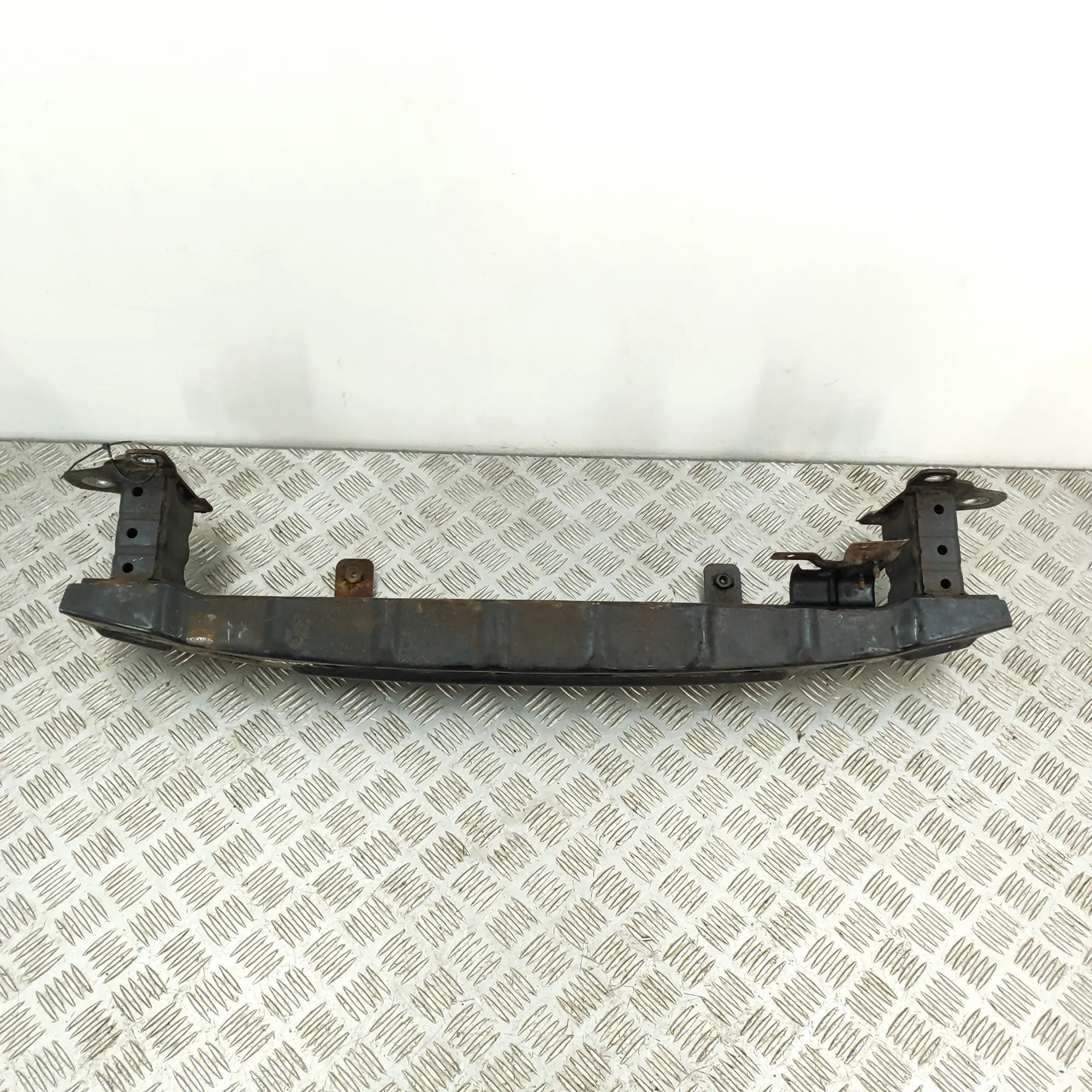 Ssangyong Rexton Front Reinforcement Crash Bar Front Reinforcement Crash Bar — SSANGYONG REXTO...