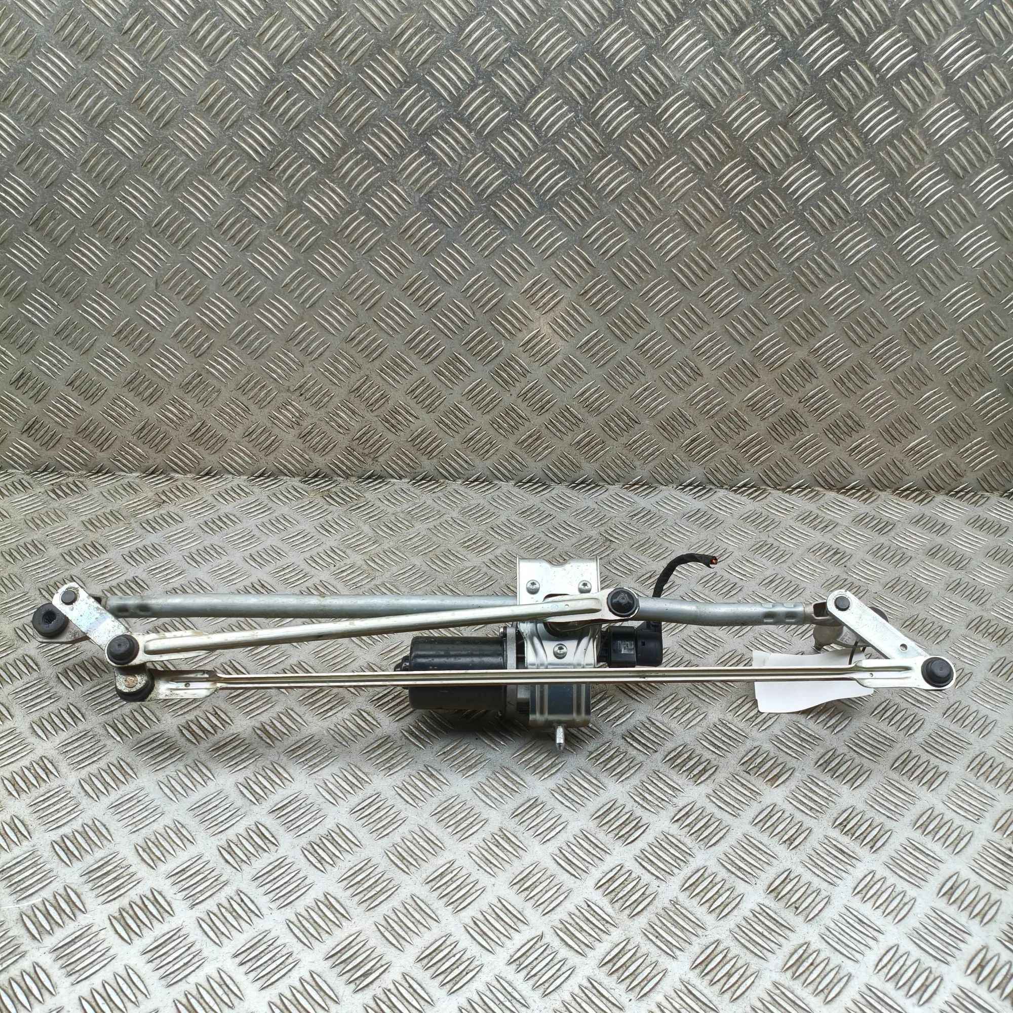 Volkswagen Crafter Front Windshield Wiper Mechanism Front Windshield Wiper Mechanism — VW CRAFTER (...