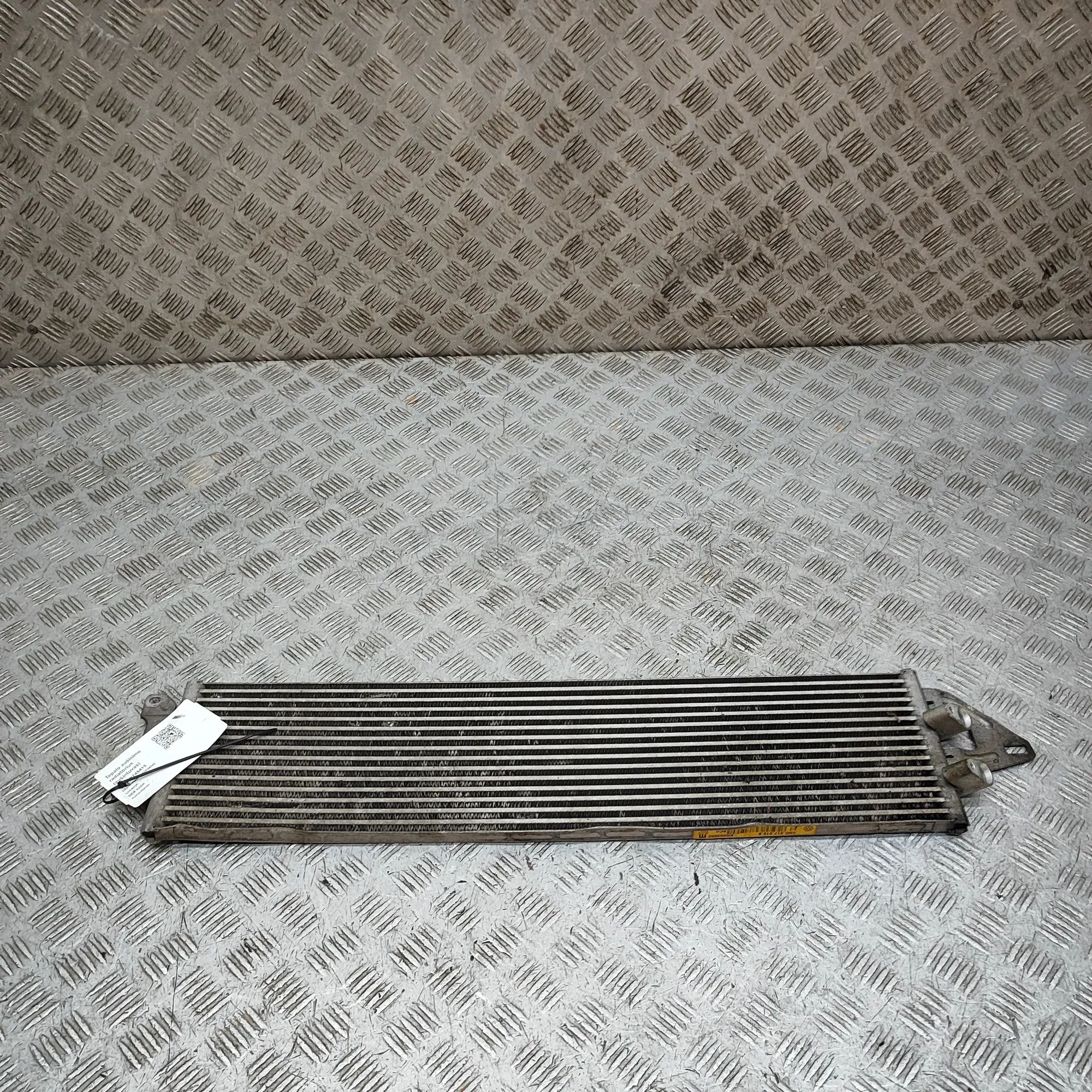 Volkswagen Crafter Oil Cooling Radiator Oil Cooling Radiator — VW CRAFTER (Van SY_) (20...