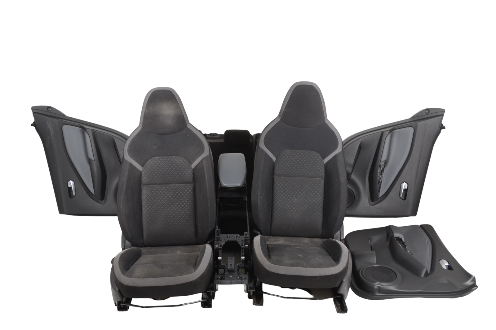 Nissan Juke Seat Set Seat Set — NISSAN JUKE (F16) (2019-...)

Genera...