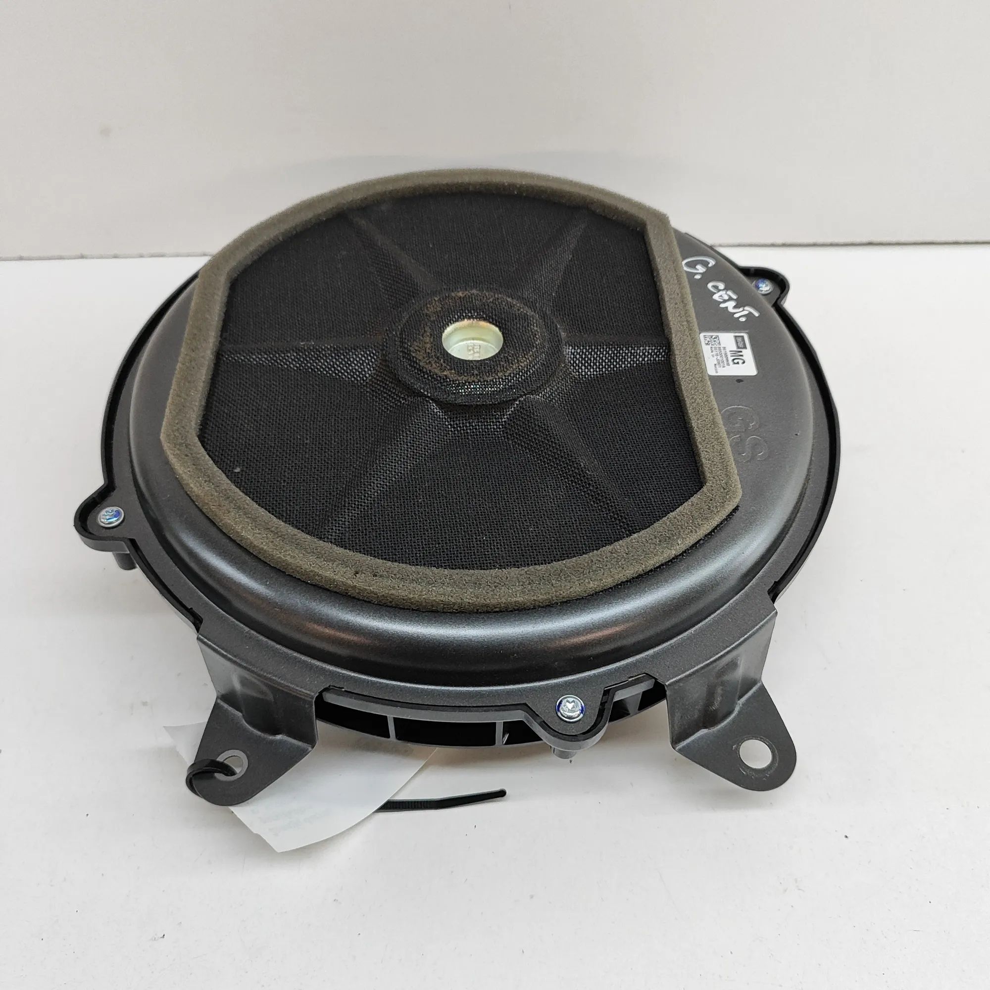Lexus GS Сабвуфер Subwoofer — LEXUS GS (_L1_) (2011-...) — 86160-...