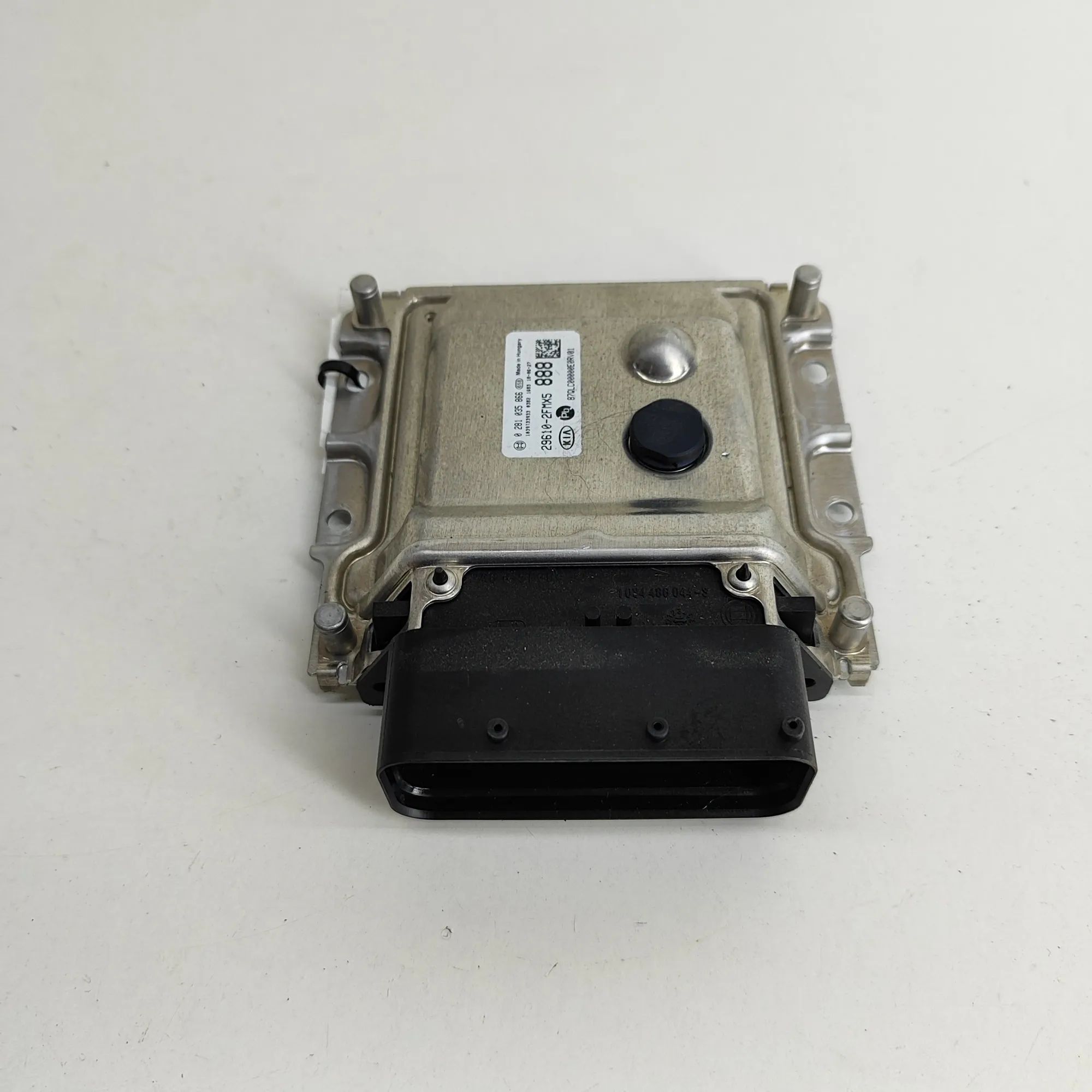 Kia Sportage Fuel Pump Control Unit Fuel Pump Control Unit — KIA SPORTAGE (QL) (201...