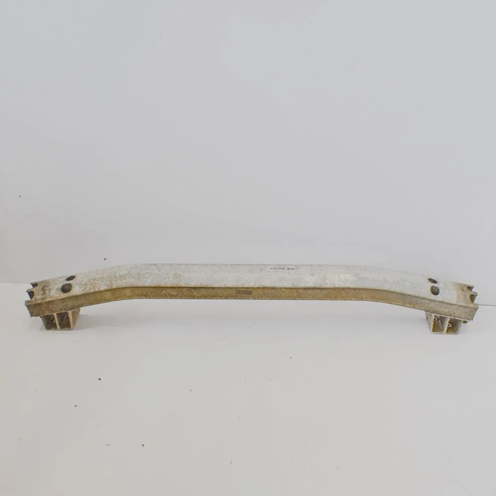 Toyota RAV4 (XA20) Rear Crash Reinforcement Bar Rear Crash Reinforcement Bar — TOYOTA RAV 4 III...