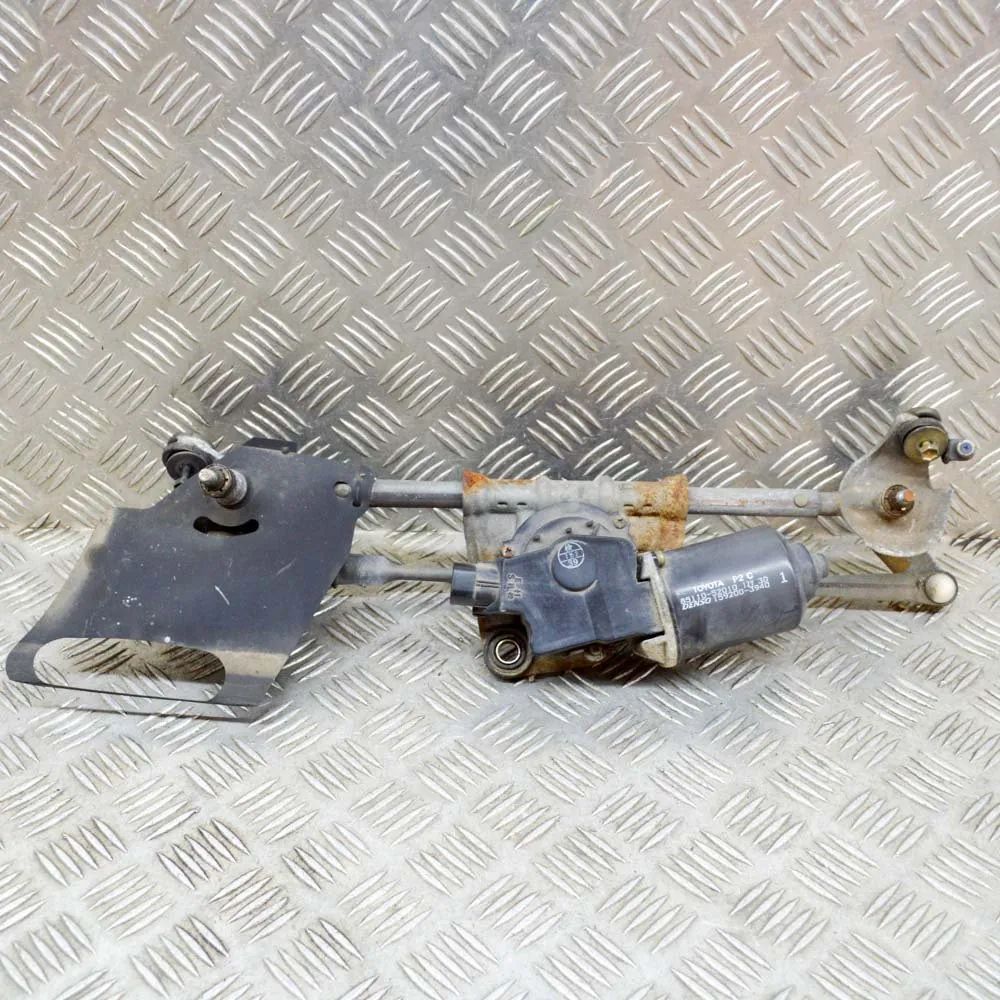 Toyota Yaris Front Windshield Wiper Mechanism Front Windshield Wiper Mechanism — TOYOTA YARIS...