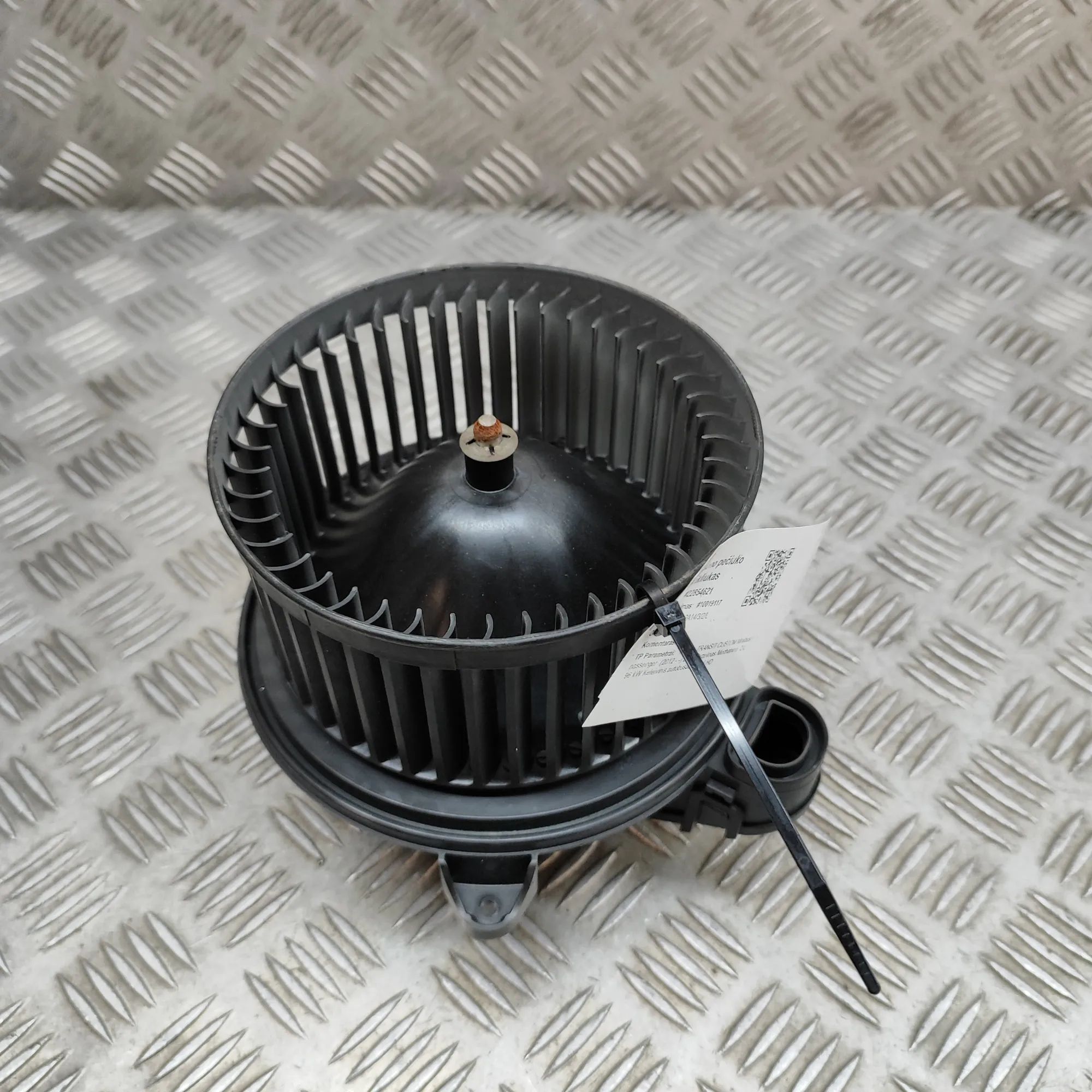 Ford Transit Custom / Tourneo Custom Heater Blower Fan Heater Blower Fan — FORD TRANSIT CUSTOM Minibus...