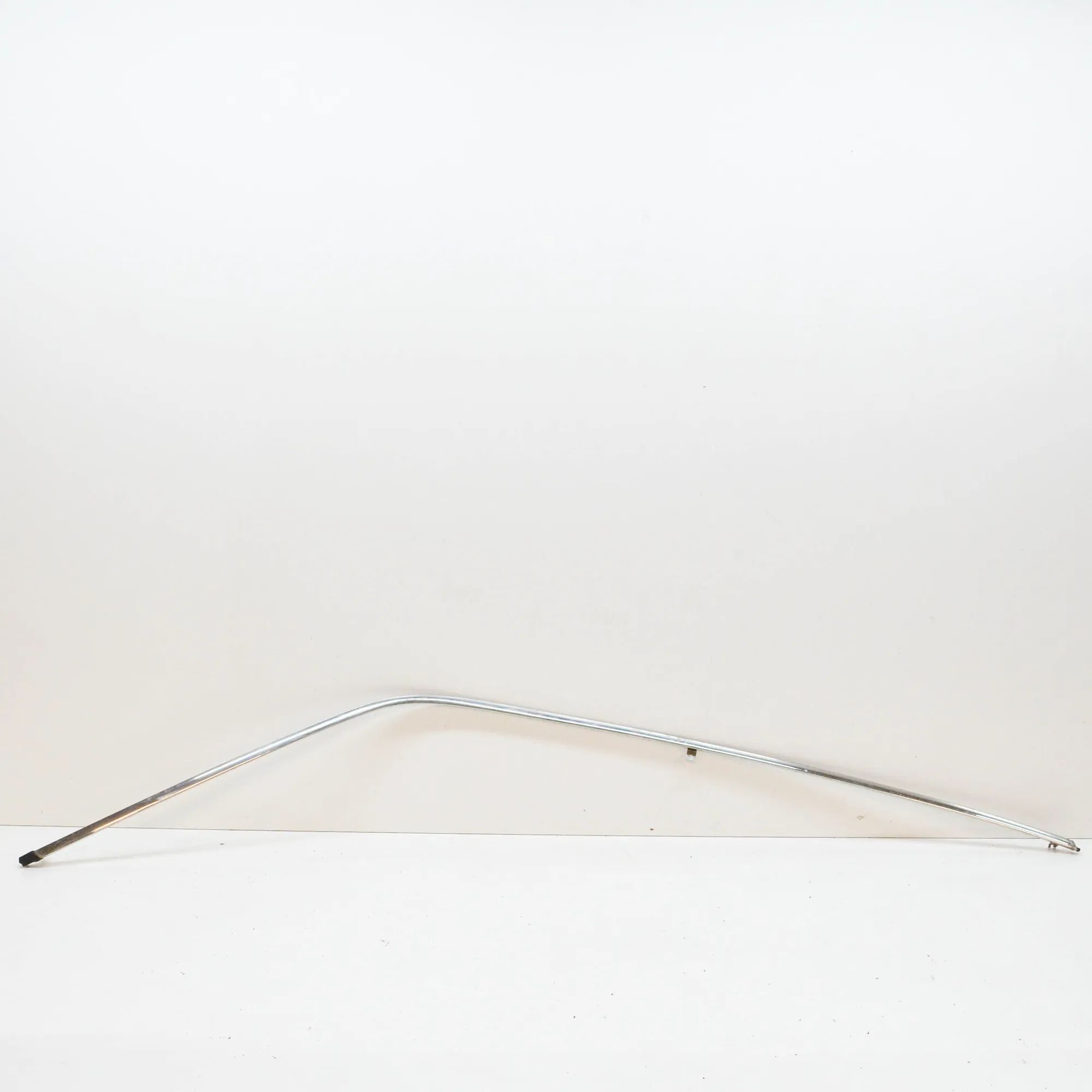 Jaguar XJ (XJ40) Left Side Roof Strip Trim Left Side Roof Strip Trim — JAGUAR XJ XJ40, XJ8...