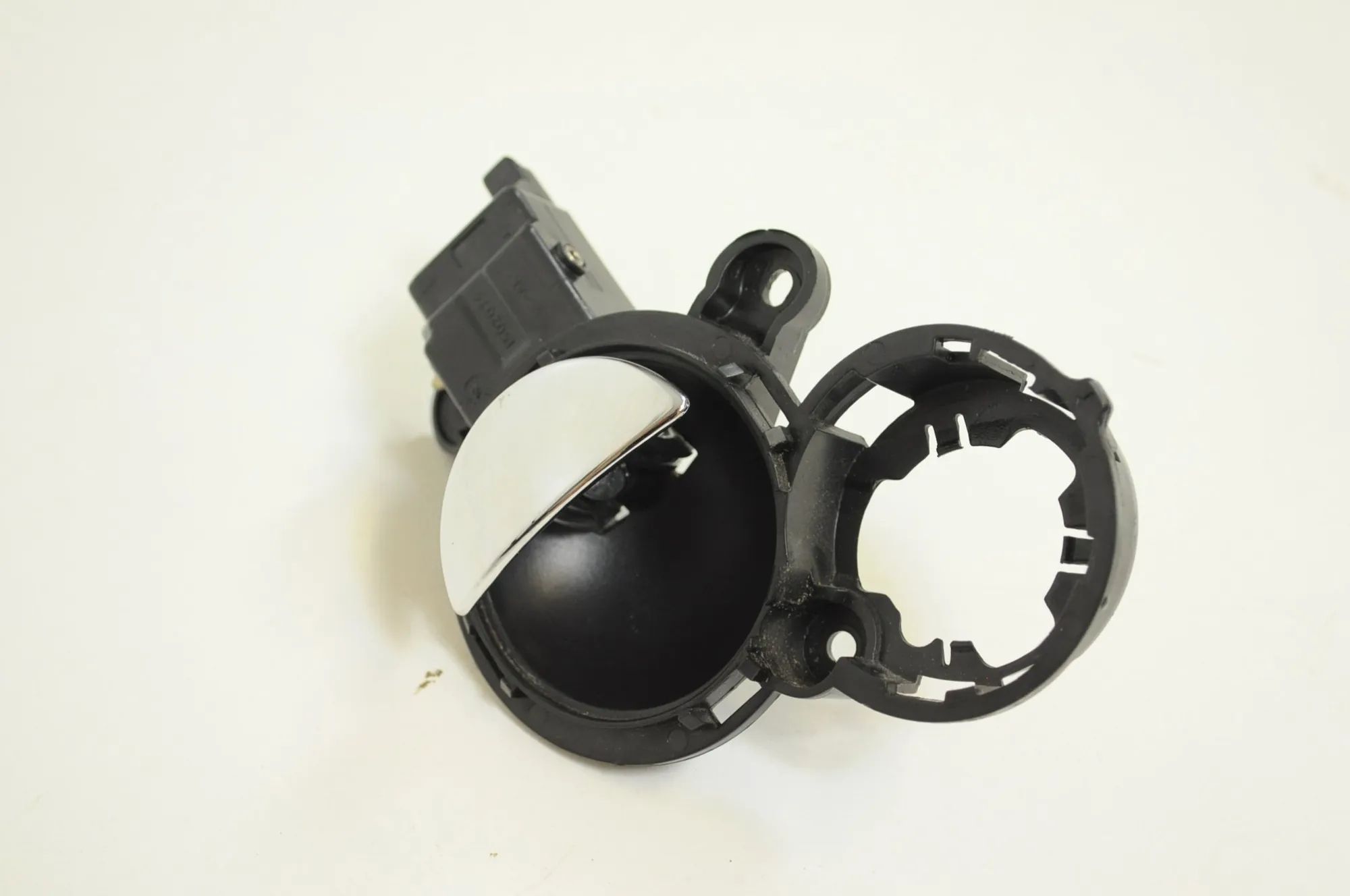 Mini One, Cooper (R50 / R52 / R53) Interior door handle surround — front right