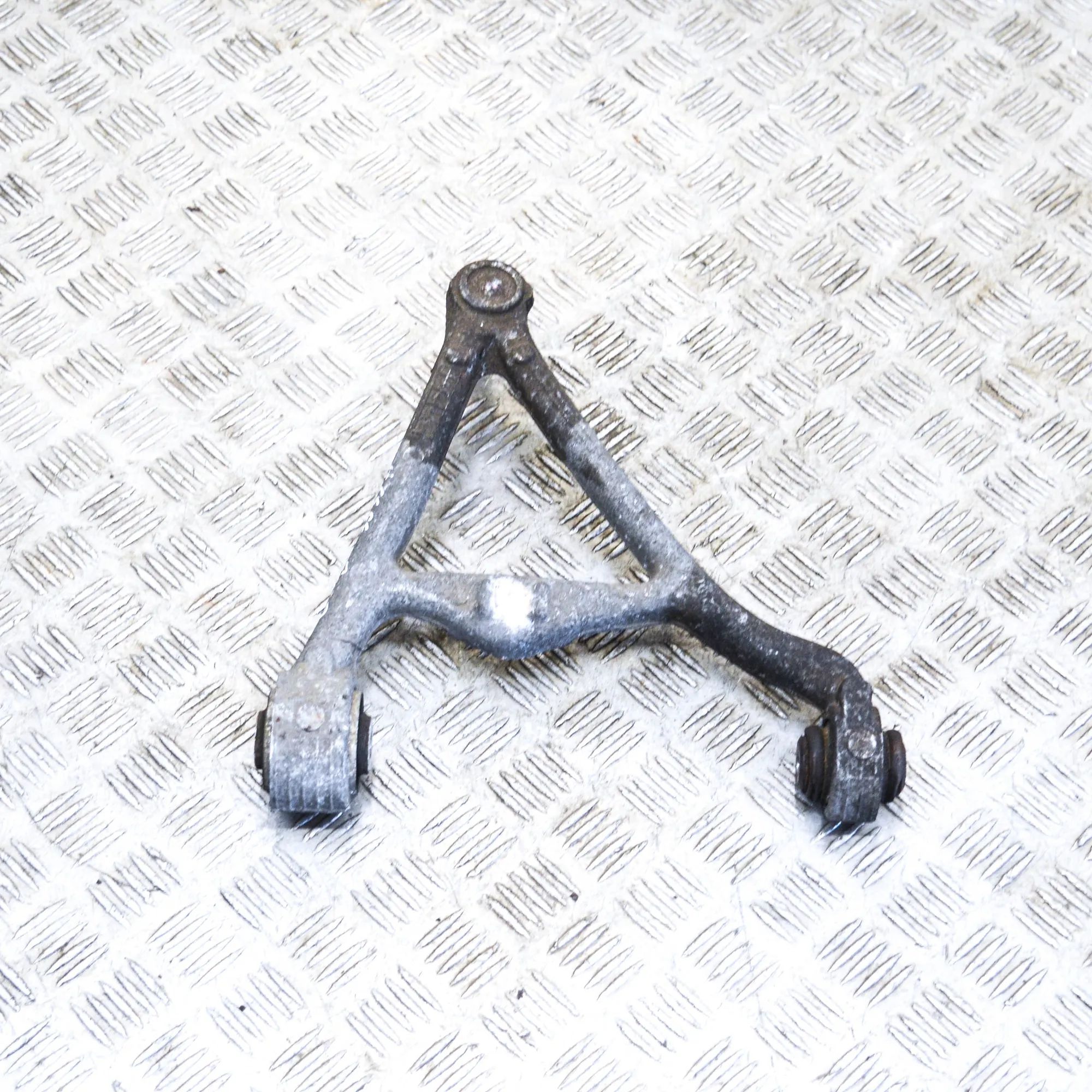 Jaguar XK Rear Right Control Arm Rear Right Control Arm — JAGUAR XK Cabrio X150 ...