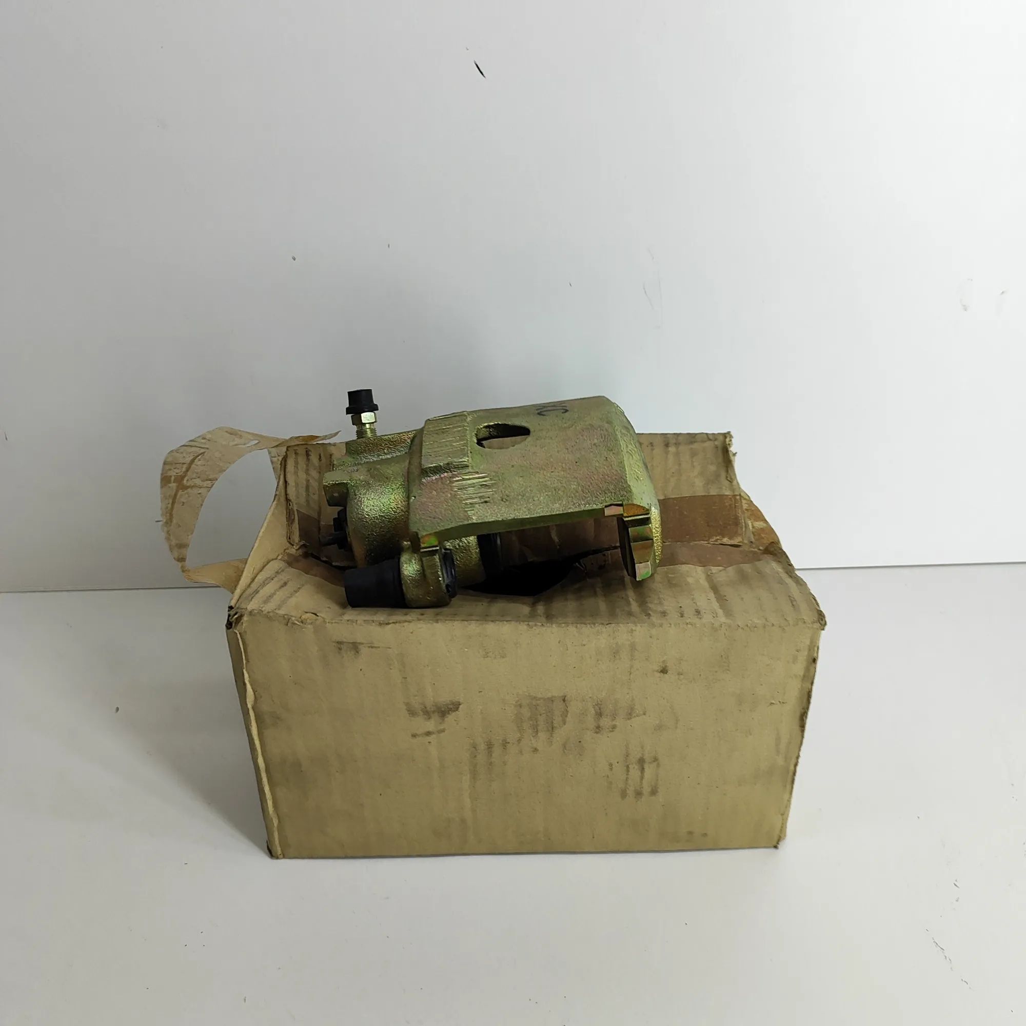 Skoda Fabia Front Left Brake Caliper Front left brake caliper — SKODA FABIA I Sedan ...