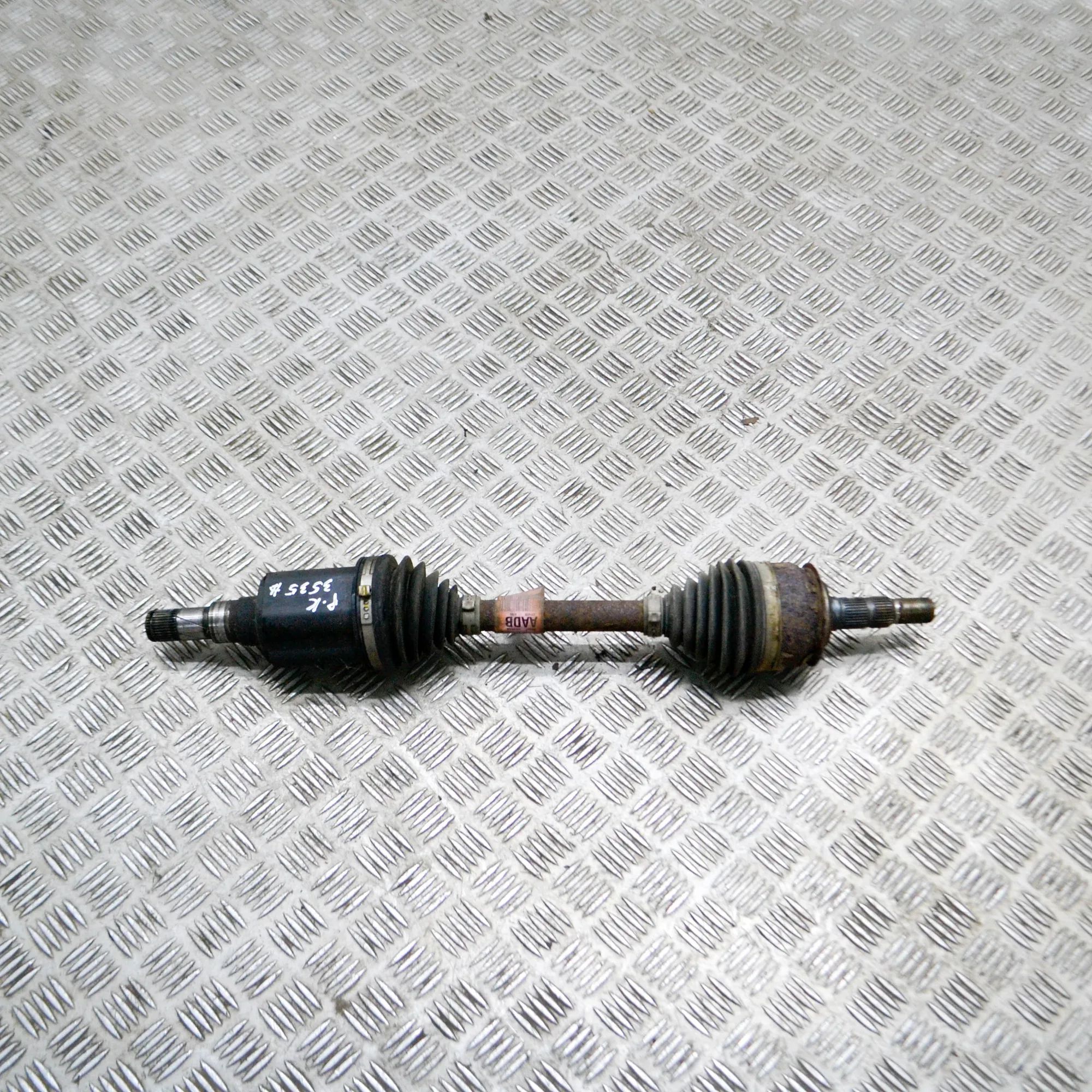 Chevrolet Cruze Front Left Driveshaft Front Left Driveshaft — CHEVROLET CRUZE Hatchba...