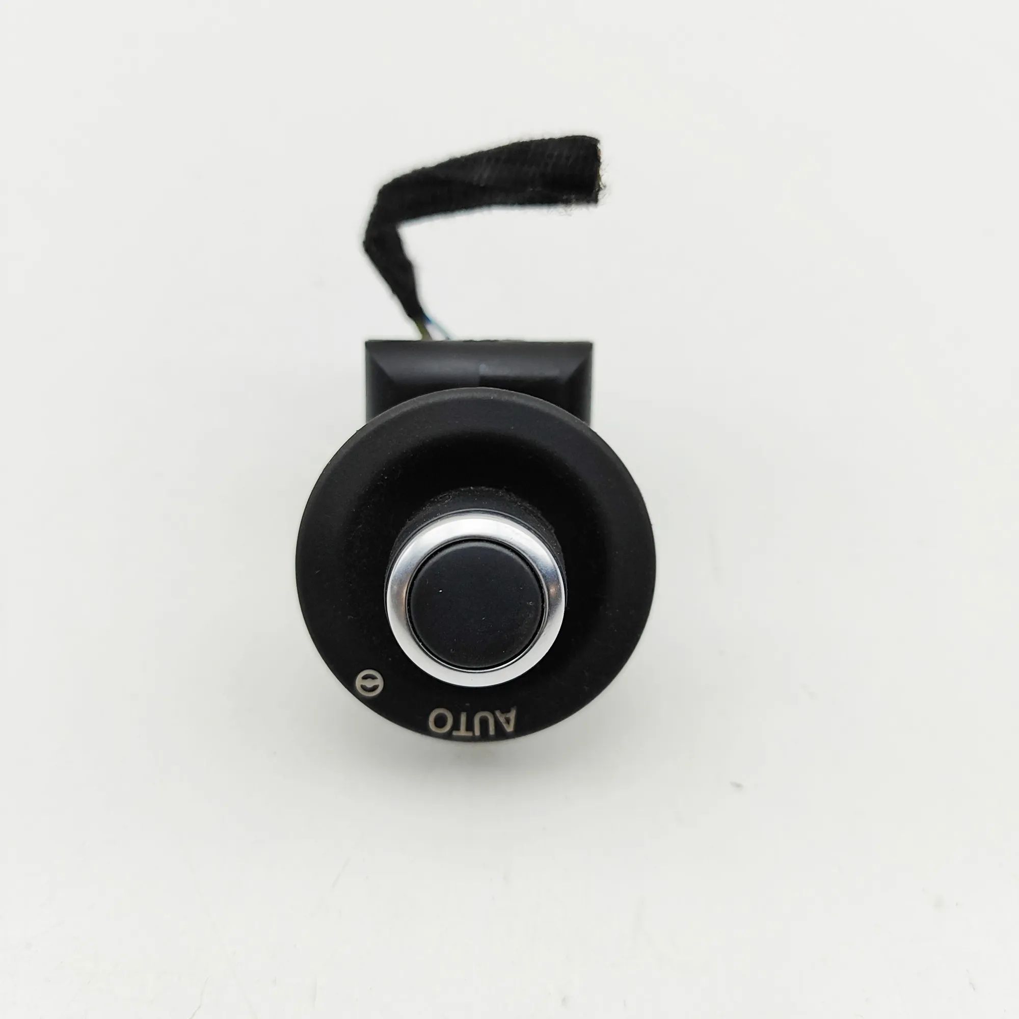 Land Rover Discovery Steering wheel adjustment knob Steering wheel adjustment knob — LAND ROVER DIS...
