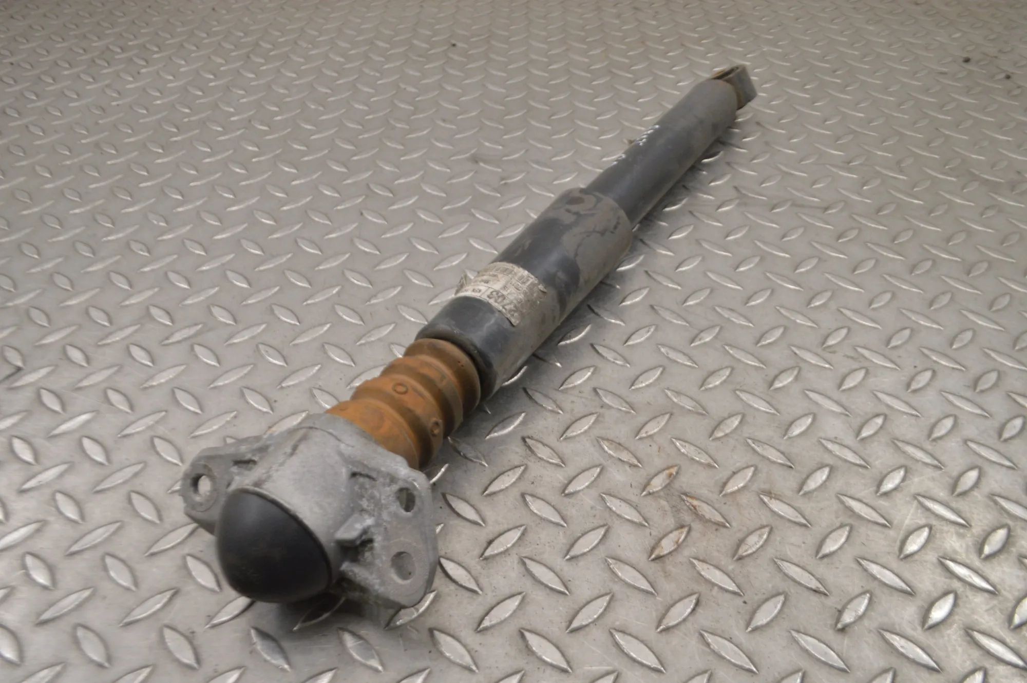 Seat Alhambra Shock absorber — rear right Shock absorber — rear right — SEAT ALHAMBRA 710...