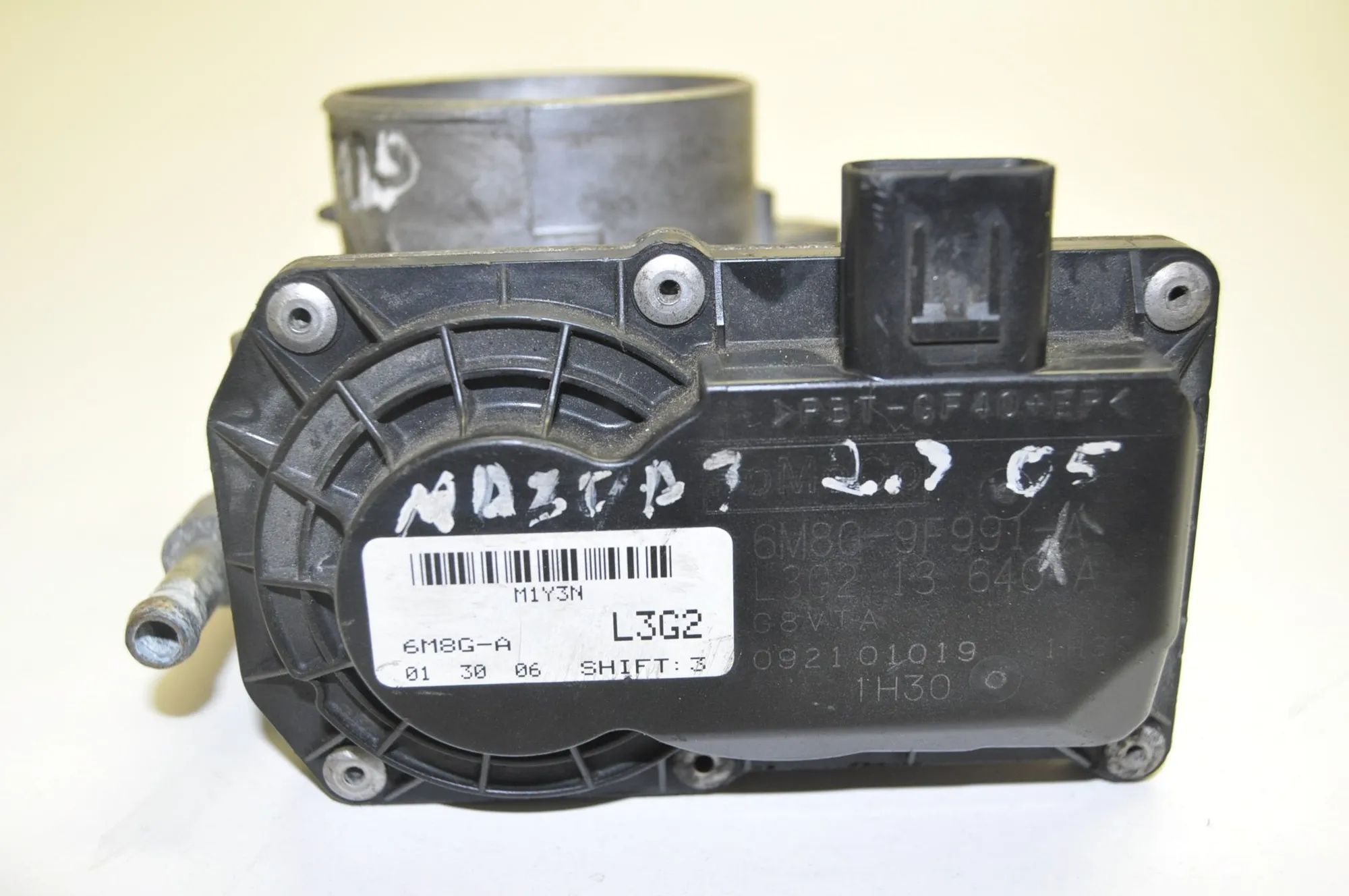 Mazda 3 (BK) Throttle body Throttle body — MAZDA 3 BK (2003-2009) — 6M8G-9...