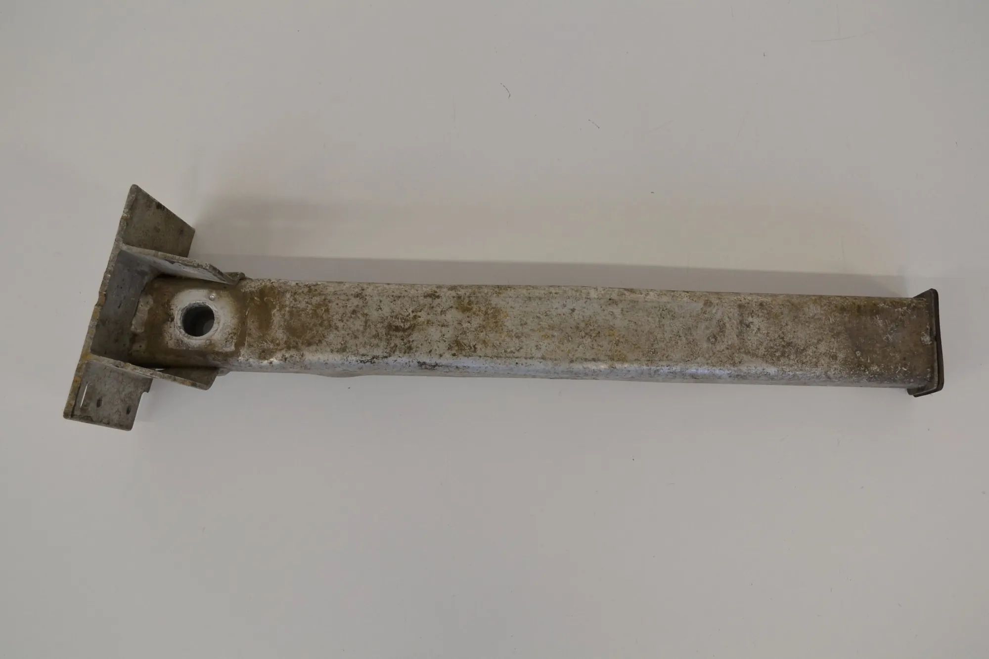 Peugeot 308 Left Side Crash Absorber Left Side Crash Absorber — PEUGEOT 308 4A_, 4C_...