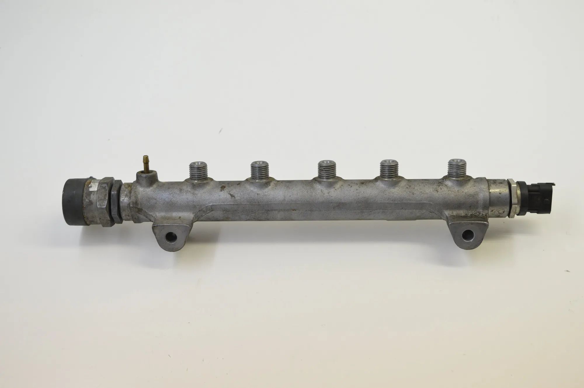 Hyundai i30 Fuel Rail Fuel rail — HYUNDAI i30 FD (2007-2011) — 31400-...