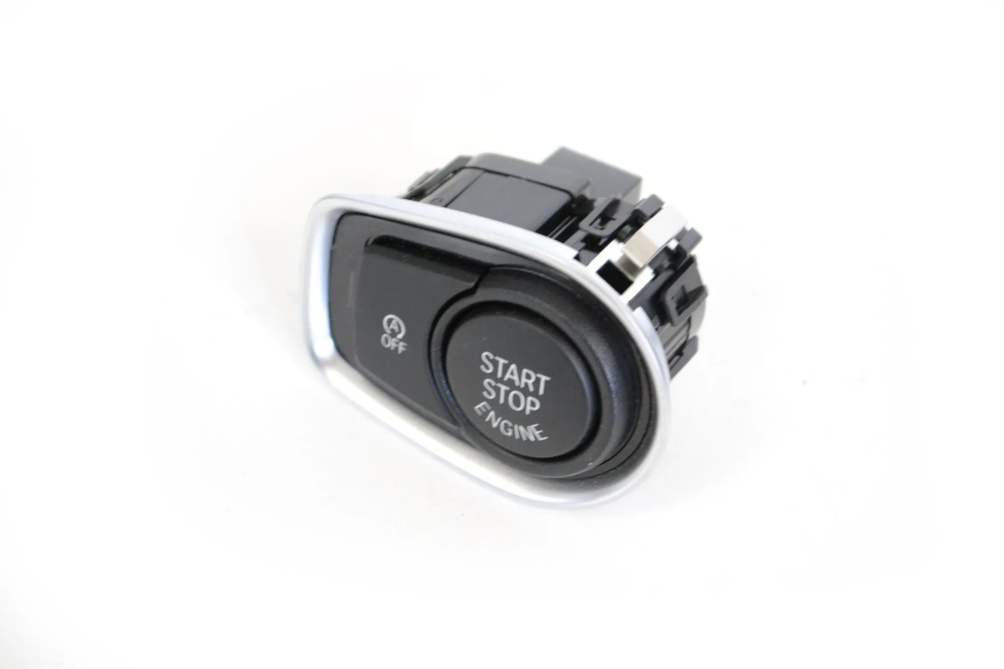 BMW 2 (F22 / F23) Engine start button Engine start button — BMW 2 Gran Tourer F46 (20...