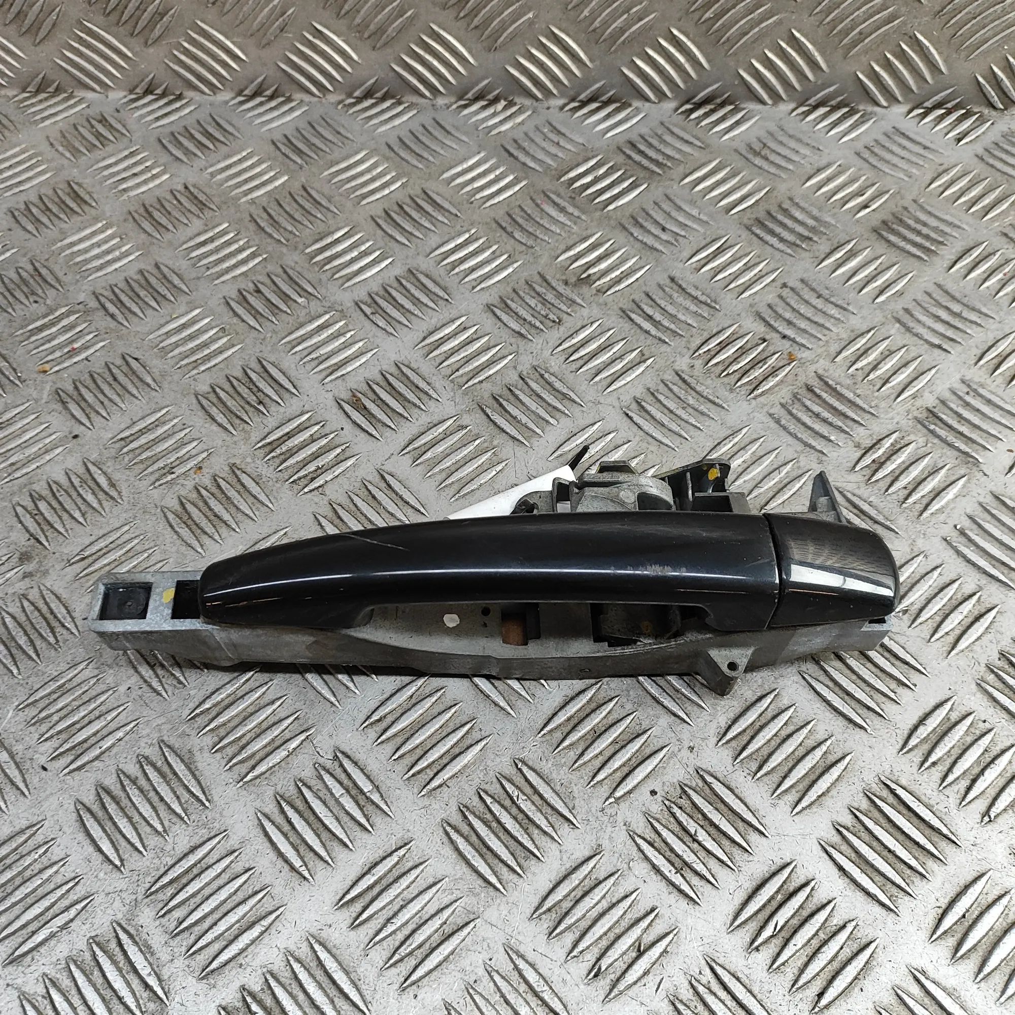 Peugeot 407 Front Left Door Exterior Handle Front Left Door Exterior Handle — PEUGEOT 407 C...