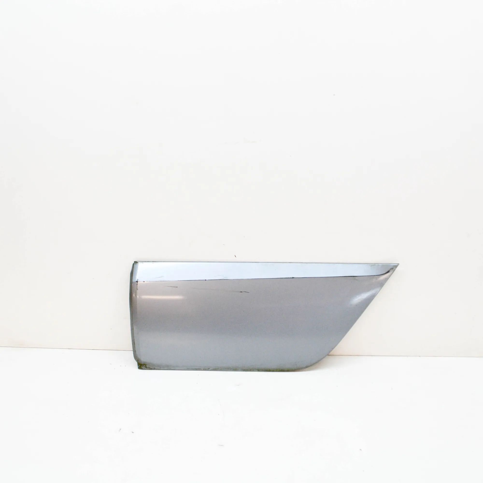Renault Koleos Lower door moulding — rear left Lower door moulding — rear left — RENAULT KOLEO...