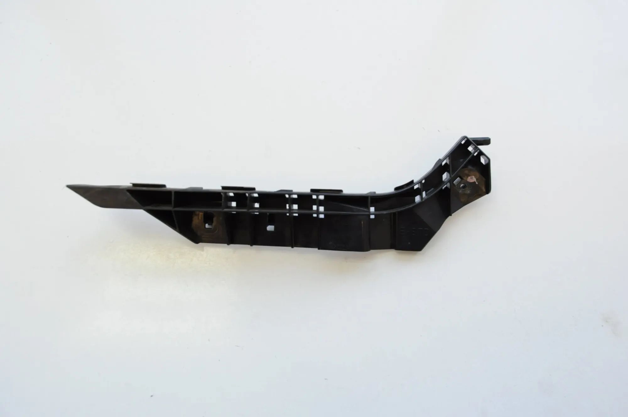 Subaru Outback Front Right Bumper Bracket Front Right Bumper Bracket — SUBARU OUTBACK BR ...