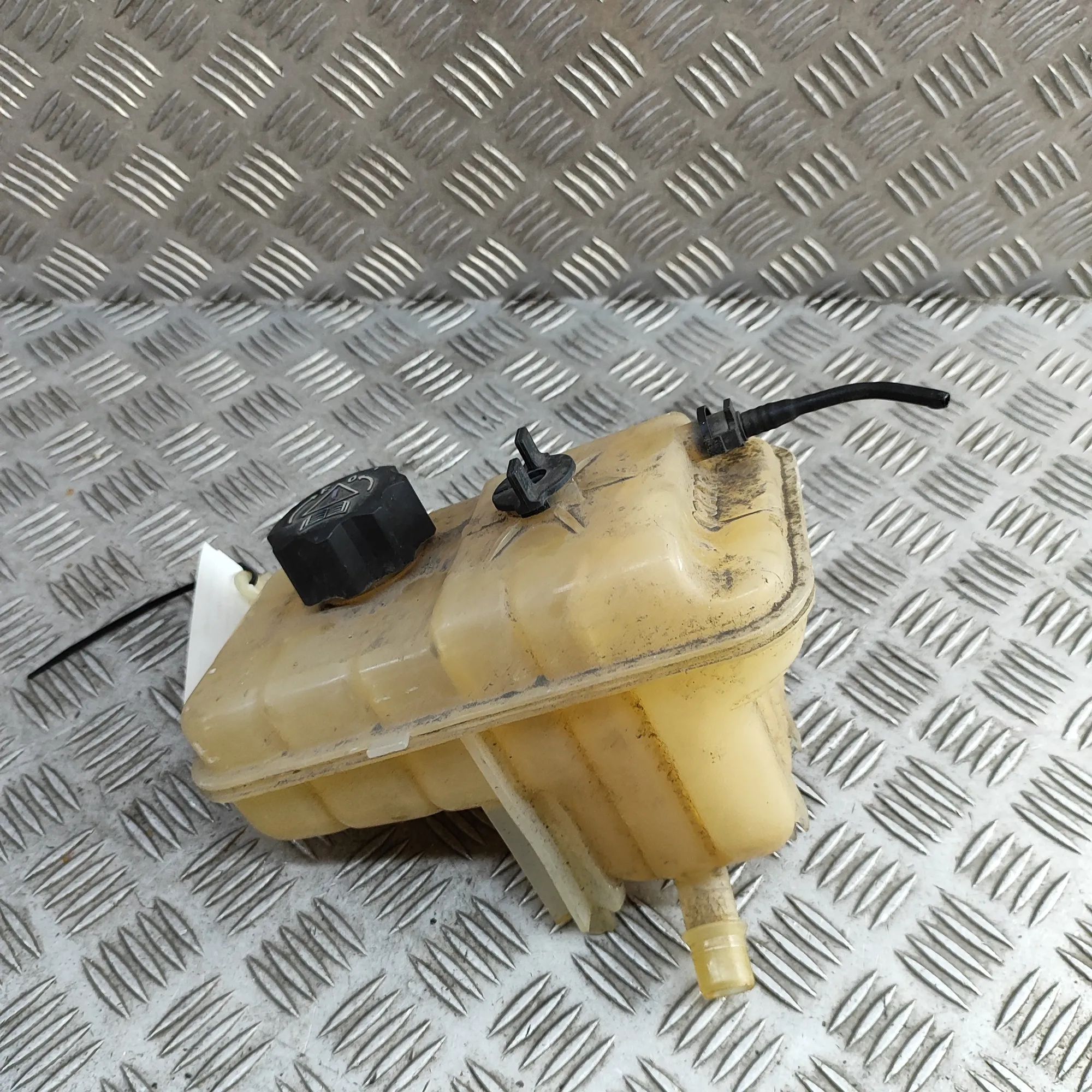 Peugeot 407 Expansion Tank Expansion tank — PEUGEOT 407 Coupe 6C_ (2005-PR...