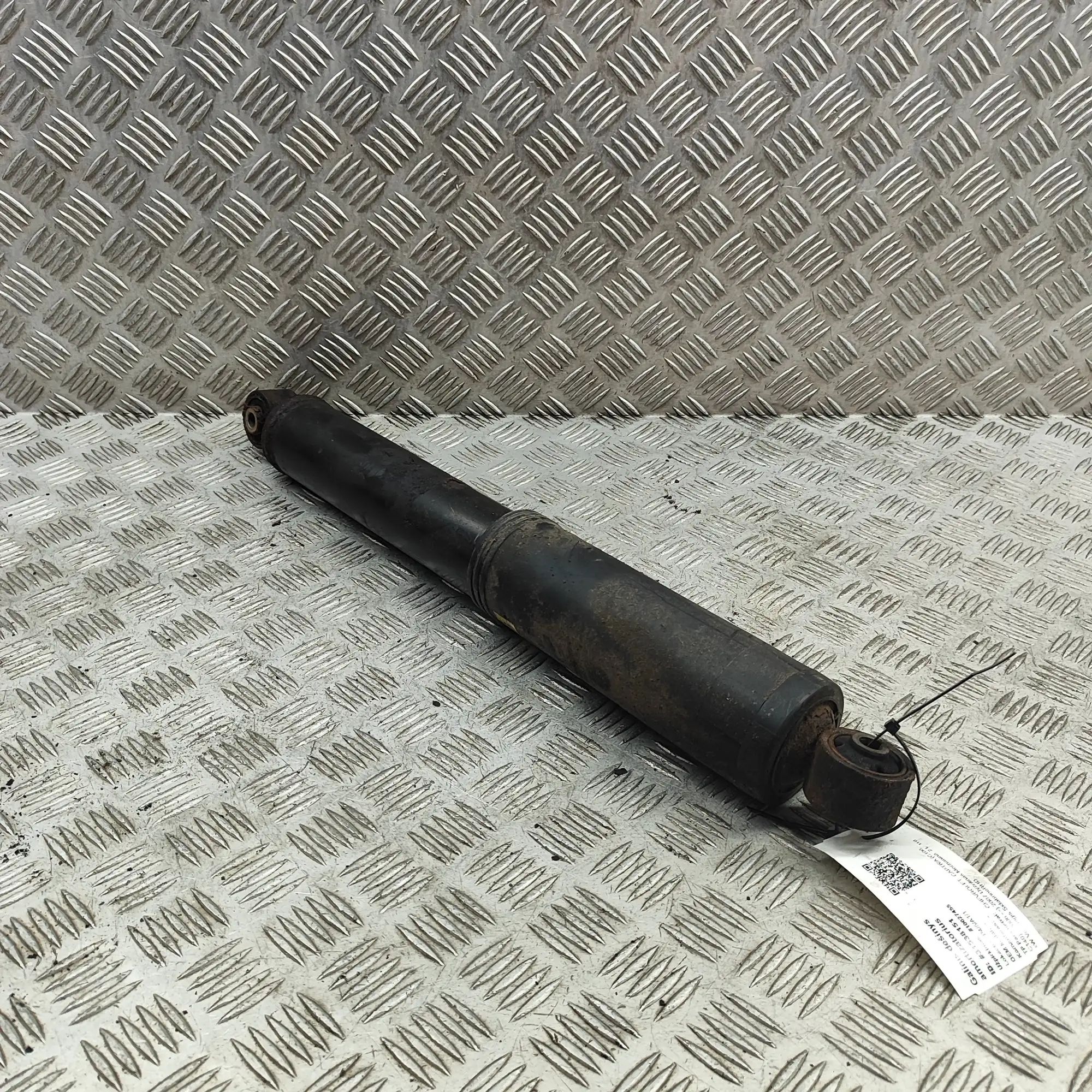 Chevrolet Captiva Shock absorber — rear right Shock absorber — rear right — CHEVROLET CAPTIVA...