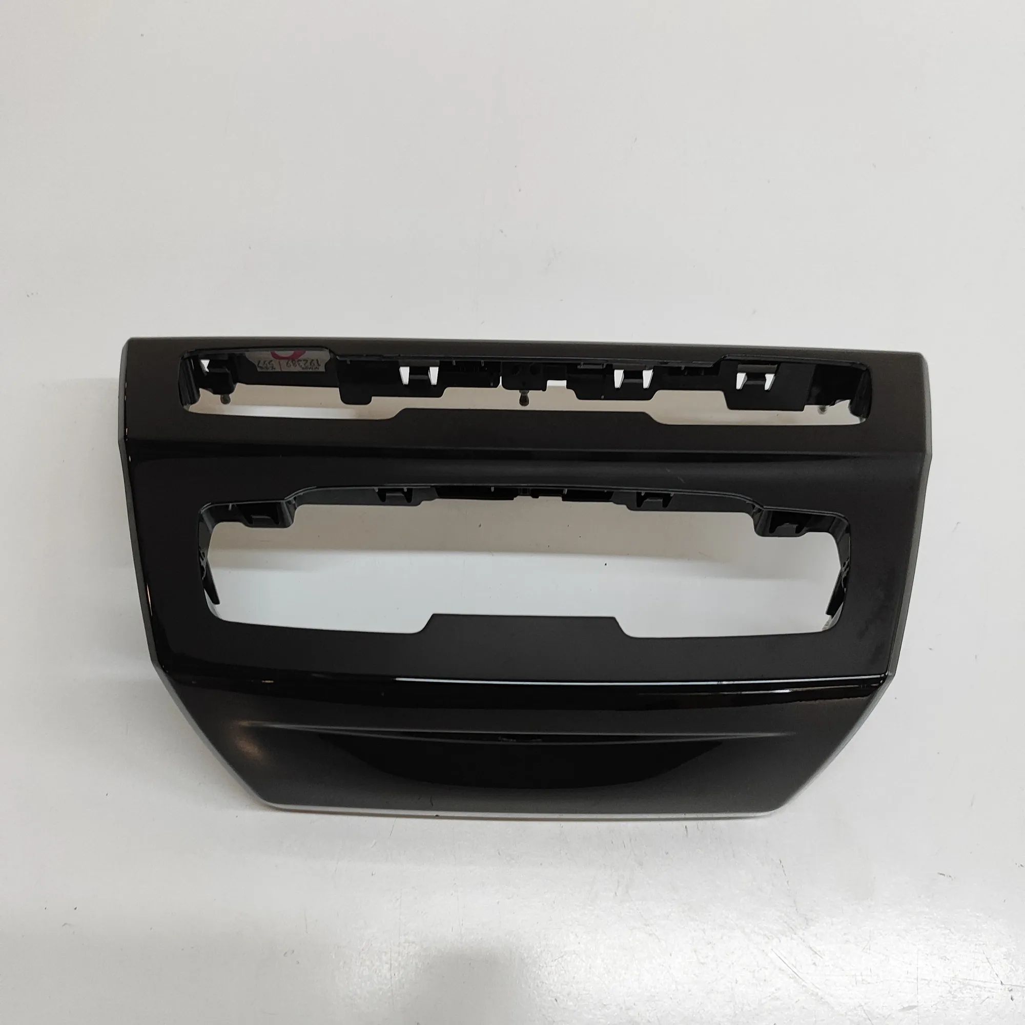 BMW X1 (F48) Climate / heater control trim Climate / heater control trim — BMW X1 F48 (201...