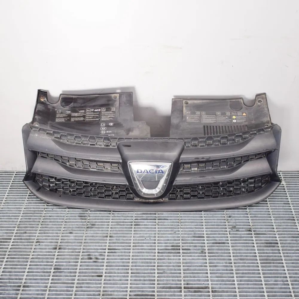 Dacia Sandero Upper grille — front Upper grille — front — DACIA SANDERO II (2012-P...