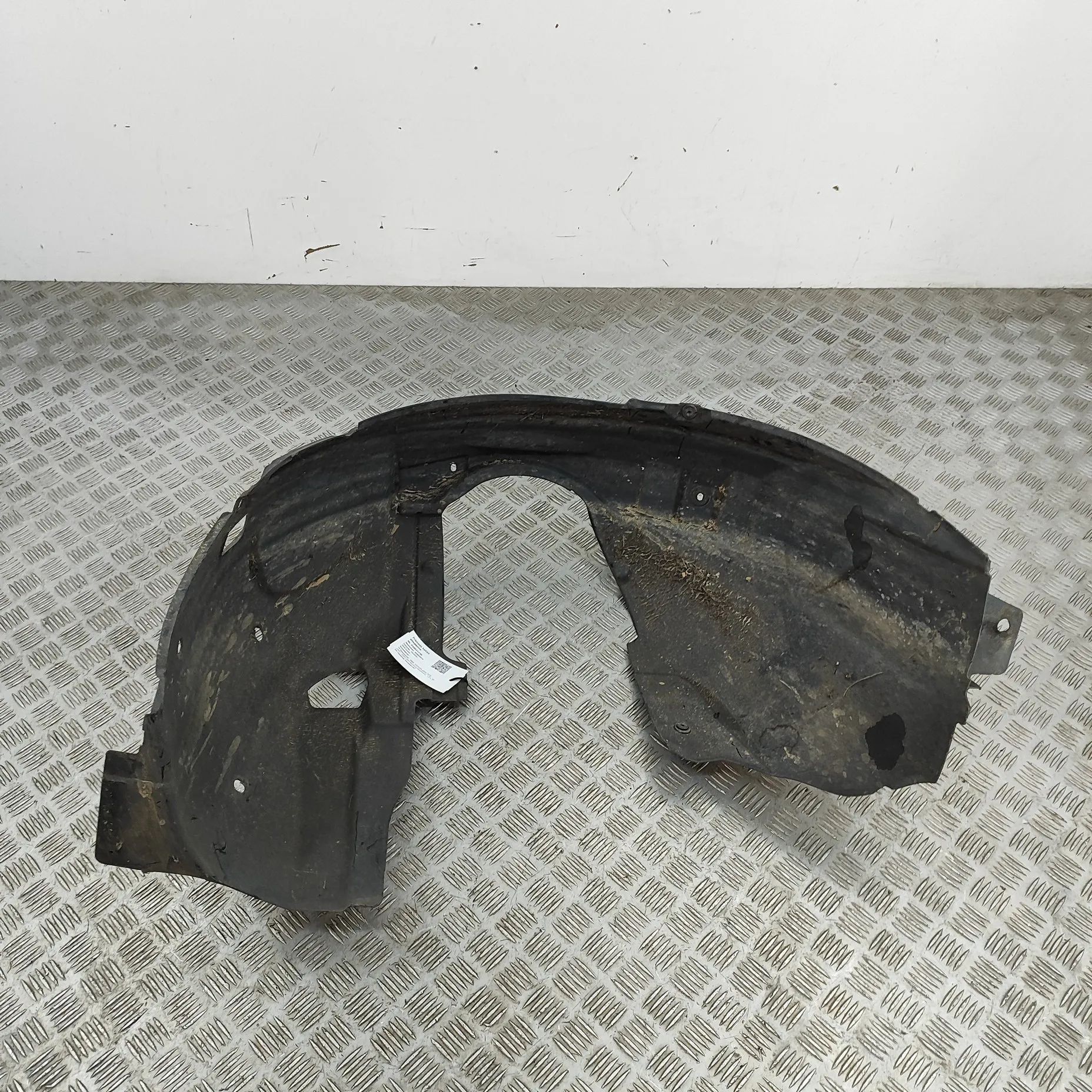 Mini One, Cooper (R50 / R52 / R53) Front Left Arch Liner