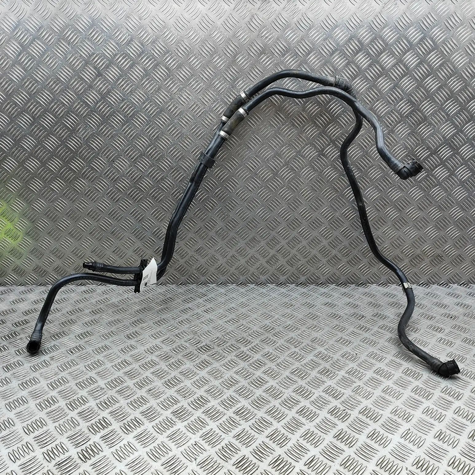 Mercedes-Benz A (W176) Шланг системы охлаждения Coolant hose — MERCEDES BENZ C-CLASS (W205) (20...