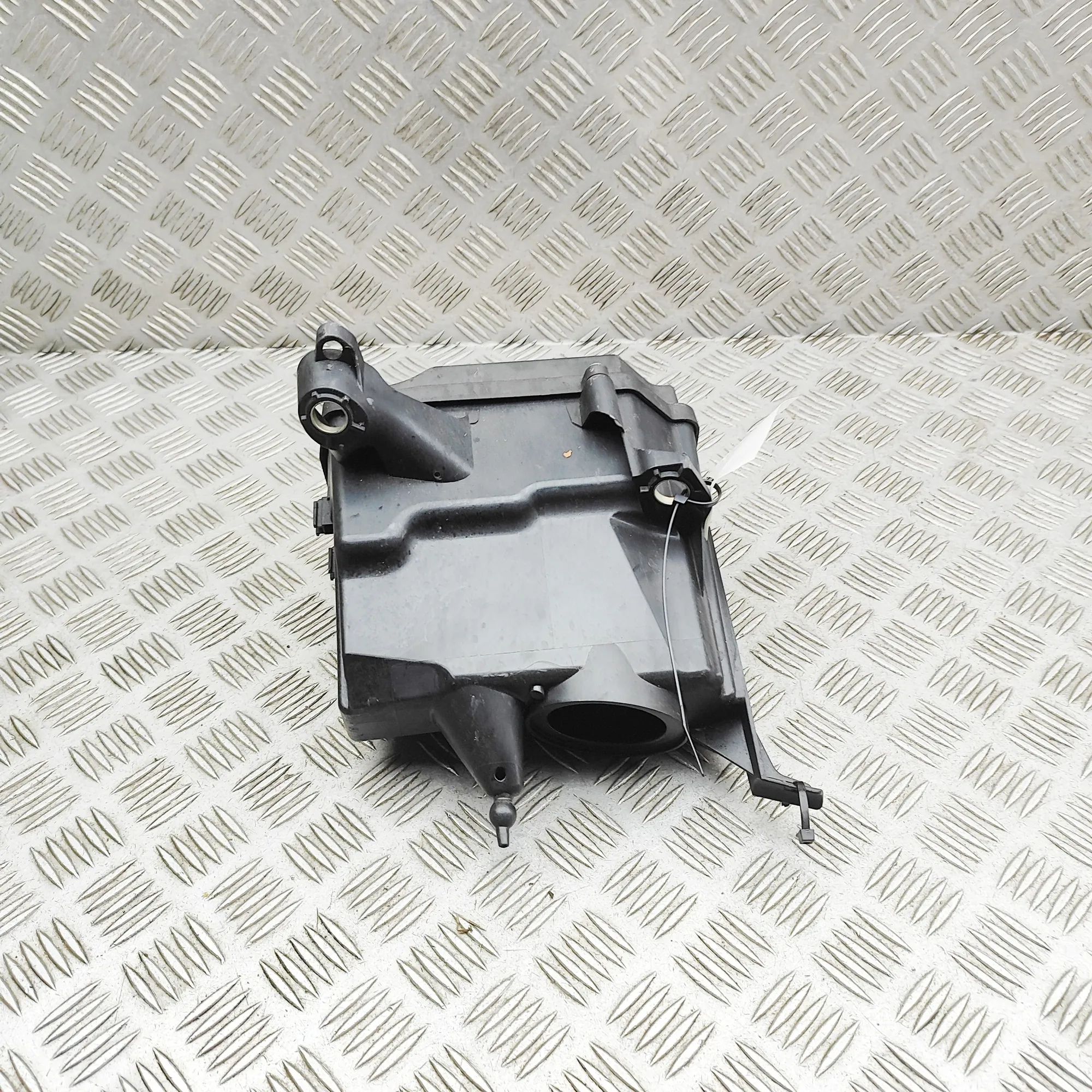 Mercedes-Benz A (W176) Fuse box Fuse box — MERCEDES BENZ E-CLASS (W213) (2015-2...