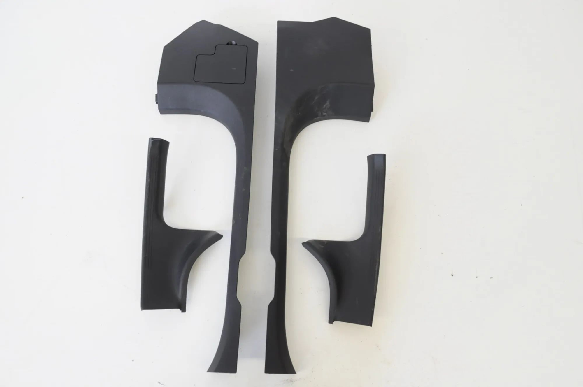 Mercedes-Benz A (W176) Door Sill Trim Kit Door Sill Trim Kit — MERCEDES BENZ C-CLASS (W20...