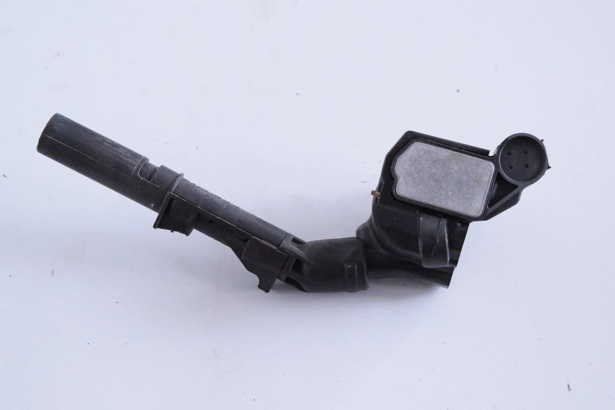 Mercedes-Benz A (W176) High voltage ignition coil High voltage ignition coil — MERCEDES BENZ E-CL...