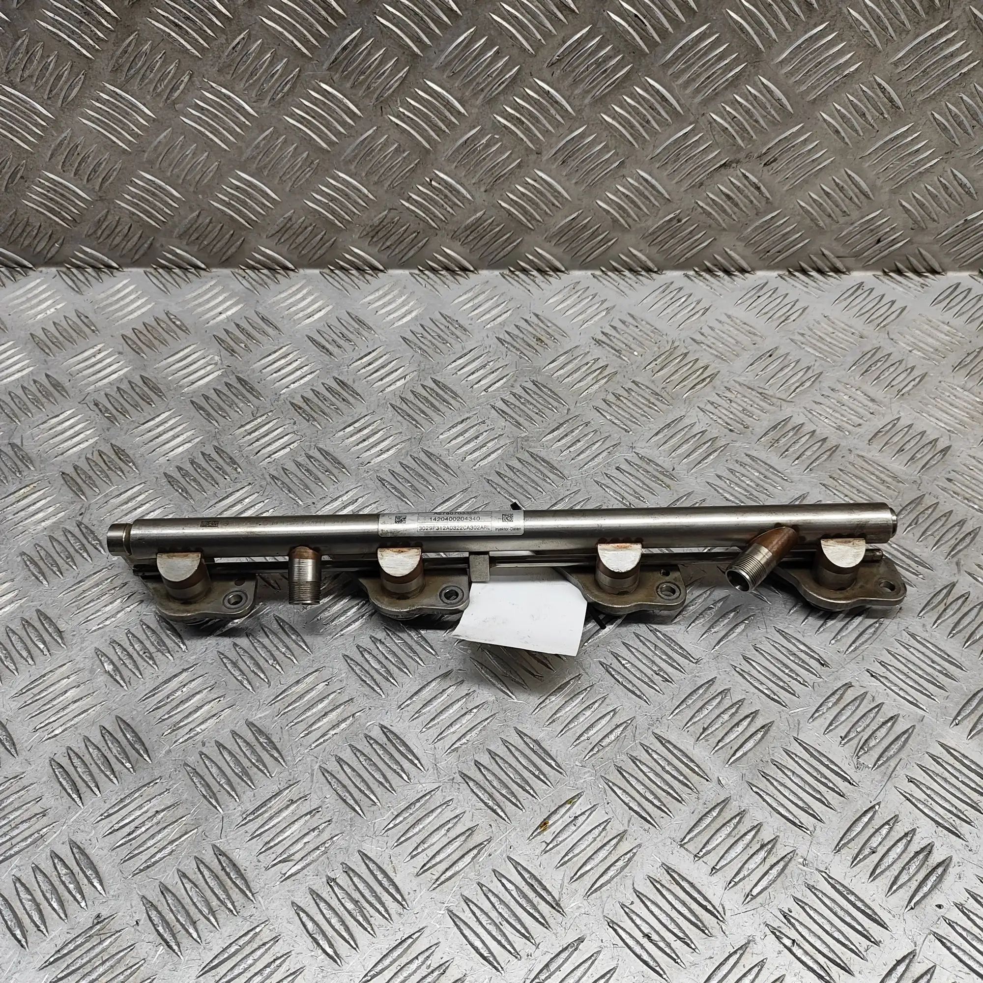Mercedes-Benz A (W176) Fuel Rail Fuel rail — MERCEDES BENZ GL-CLASS (X166) (2012...